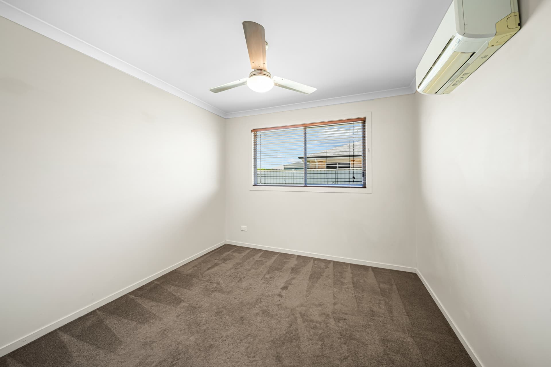 10 Longford Street Emerald QLD, Emerald - Thumbnail 8