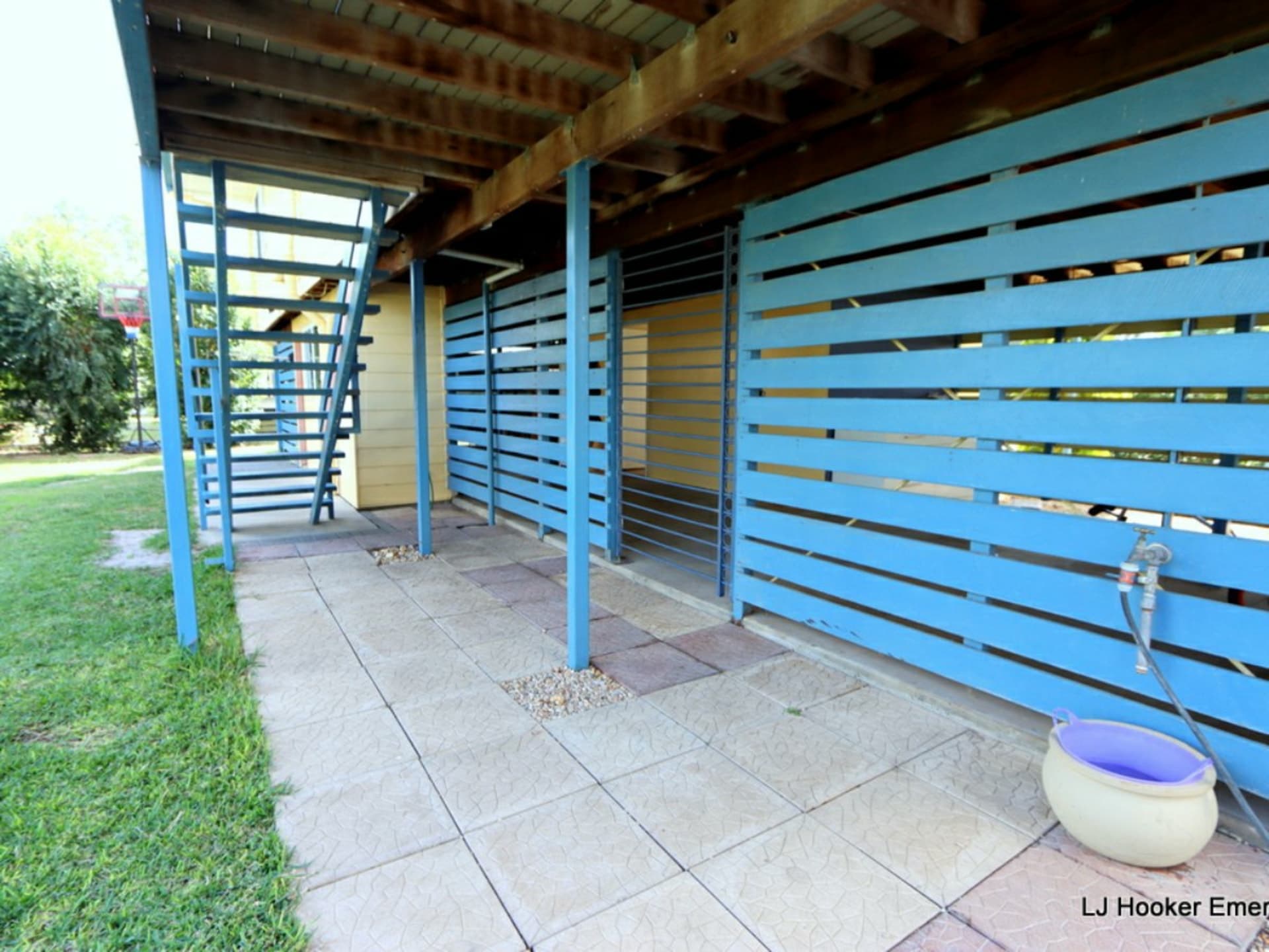 10 Colleen Avenue Emerald QLD, Emerald - Thumbnail 8