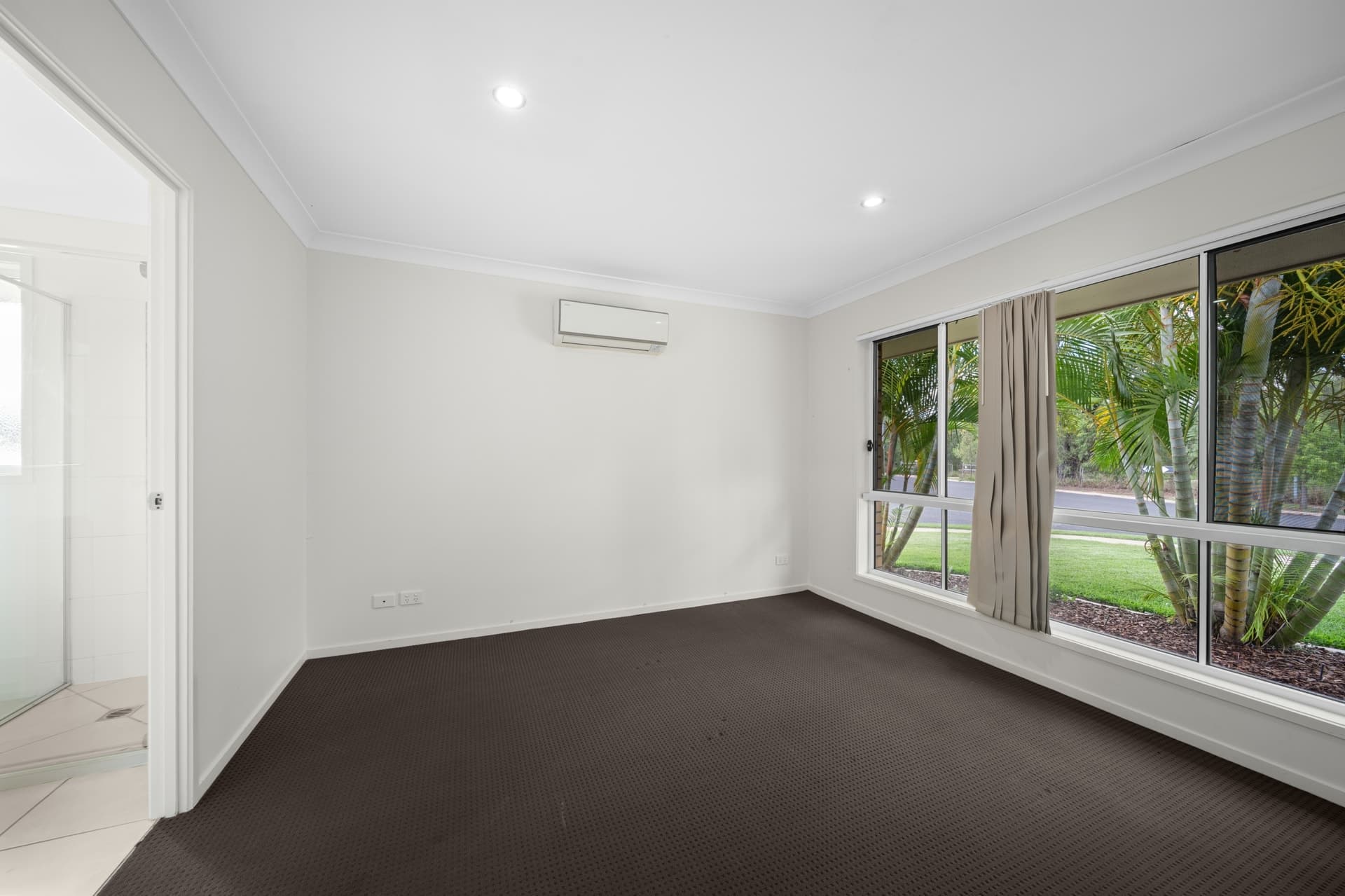12 Amber Street Emerald QLD, Emerald - Thumbnail 5