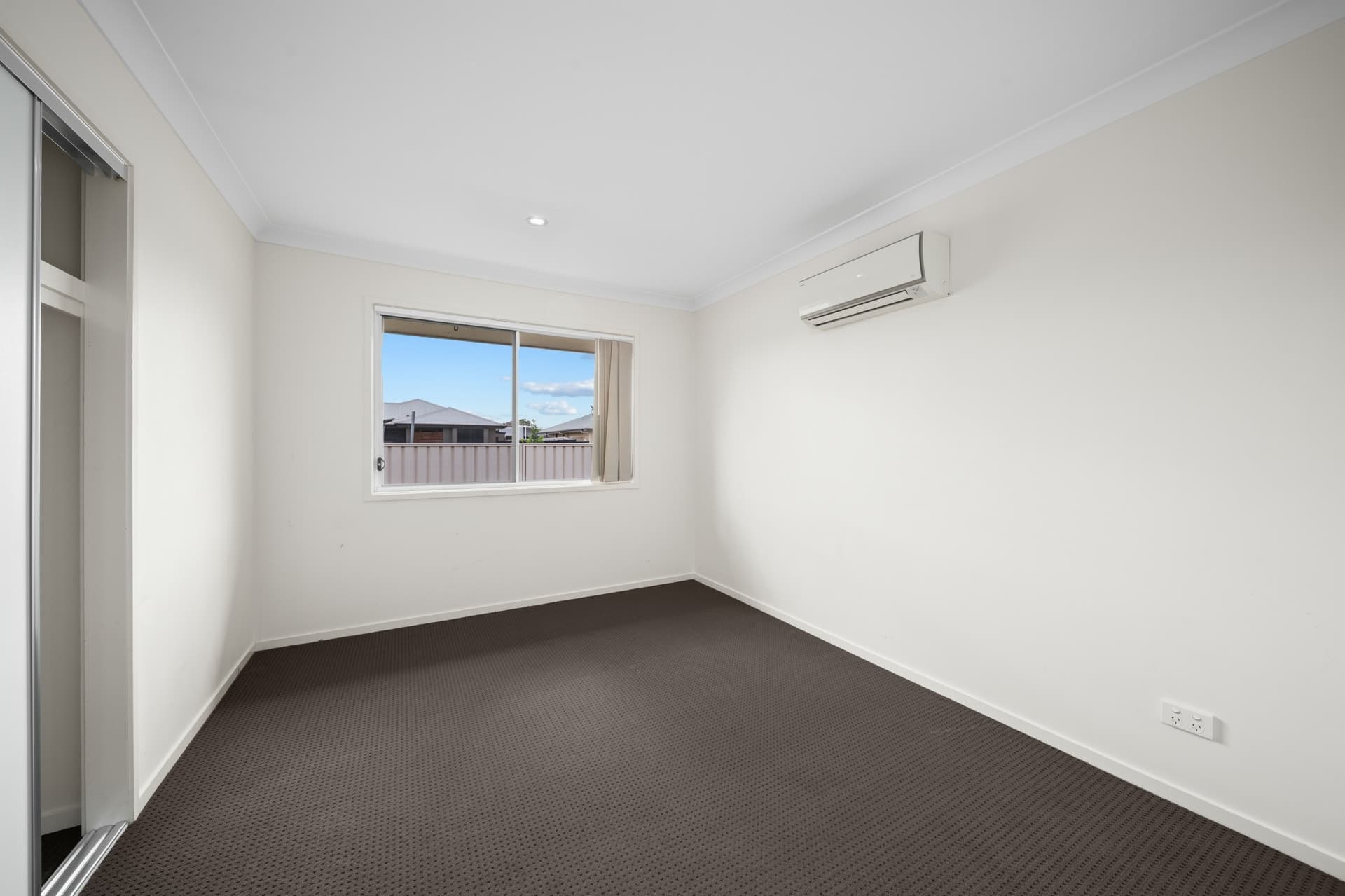 12 Amber Street Emerald QLD, Emerald - Thumbnail 8