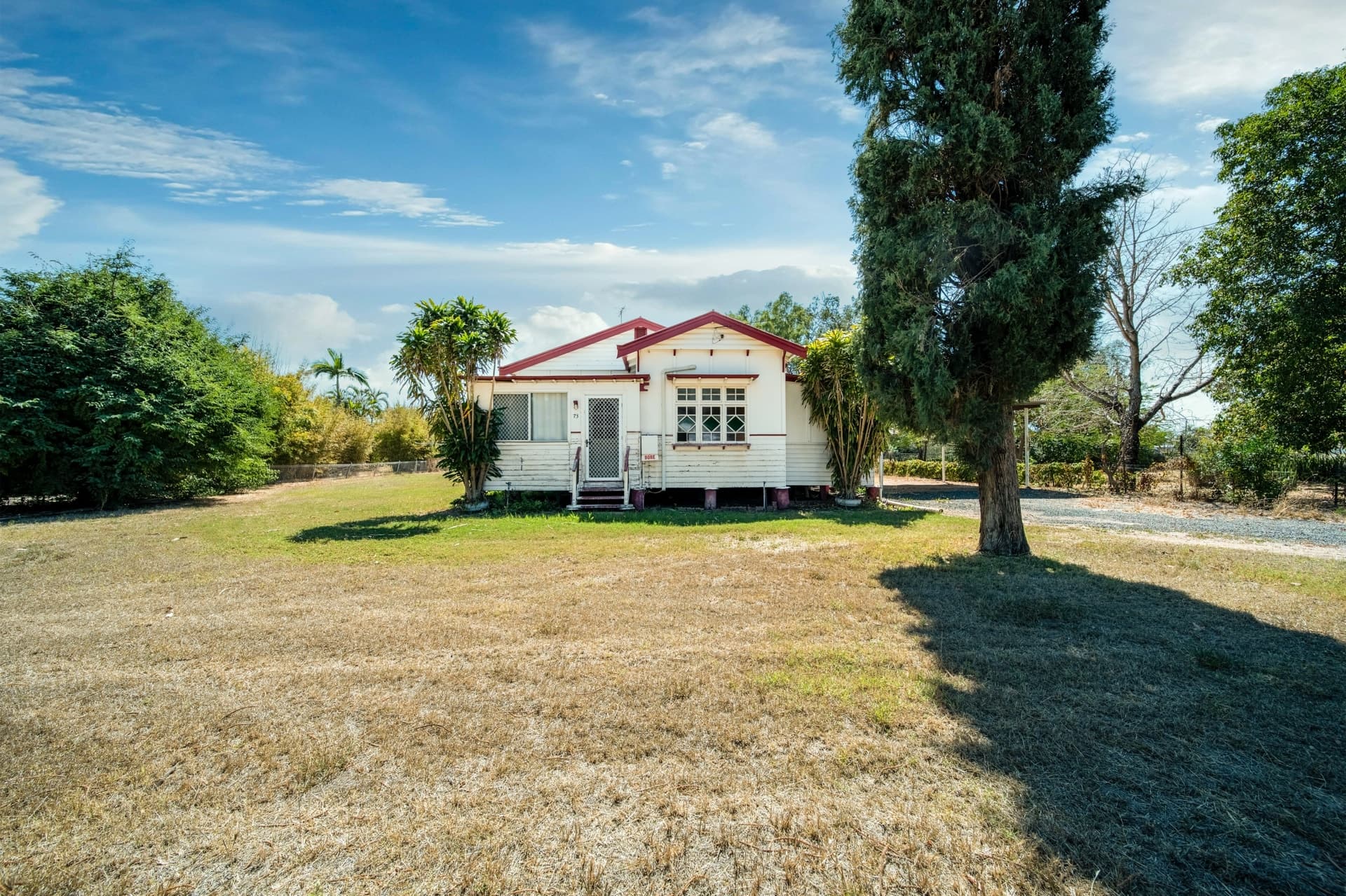 73 Harris Street Emerald QLD, Emerald - Thumbnail 4