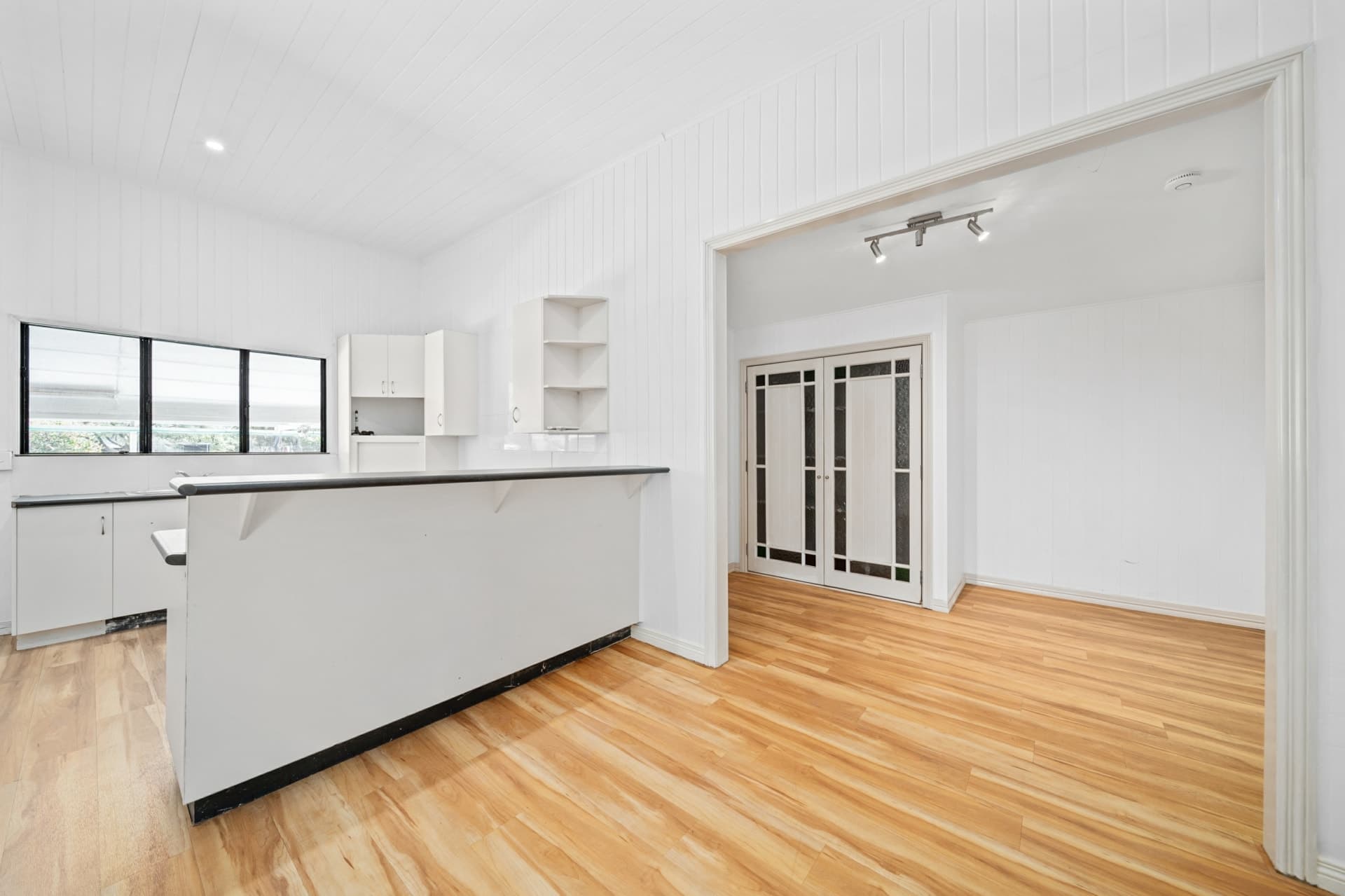73 Harris Street Emerald QLD, Emerald - Thumbnail 5