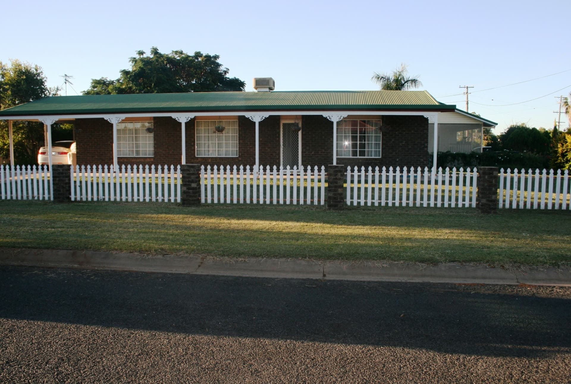 9 Bauhinia Court Emerald QLD, Emerald - Thumbnail 2
