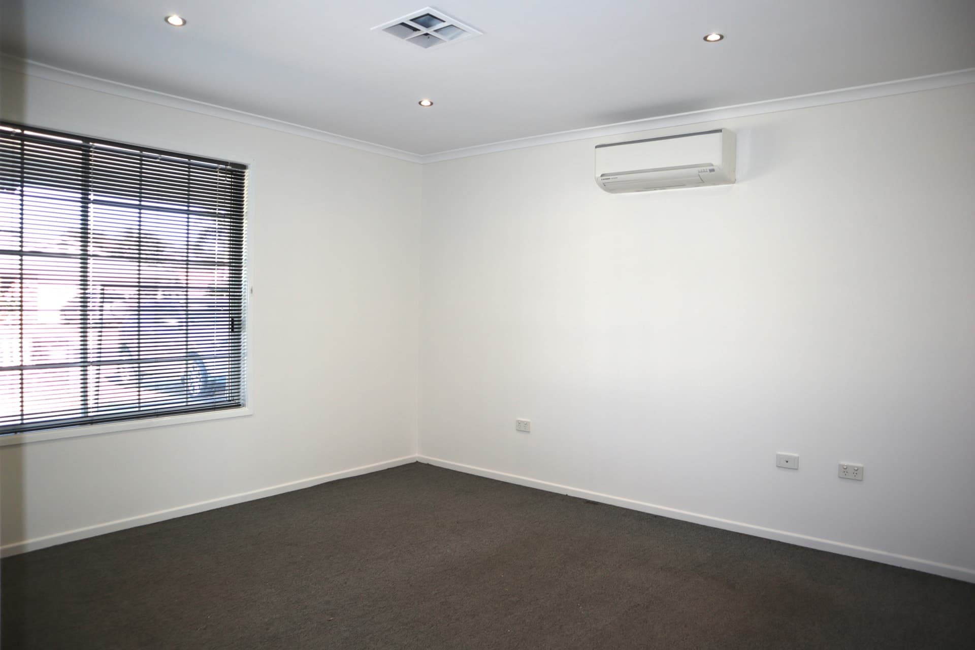 9 Bauhinia Court Emerald QLD, Emerald - Thumbnail 7