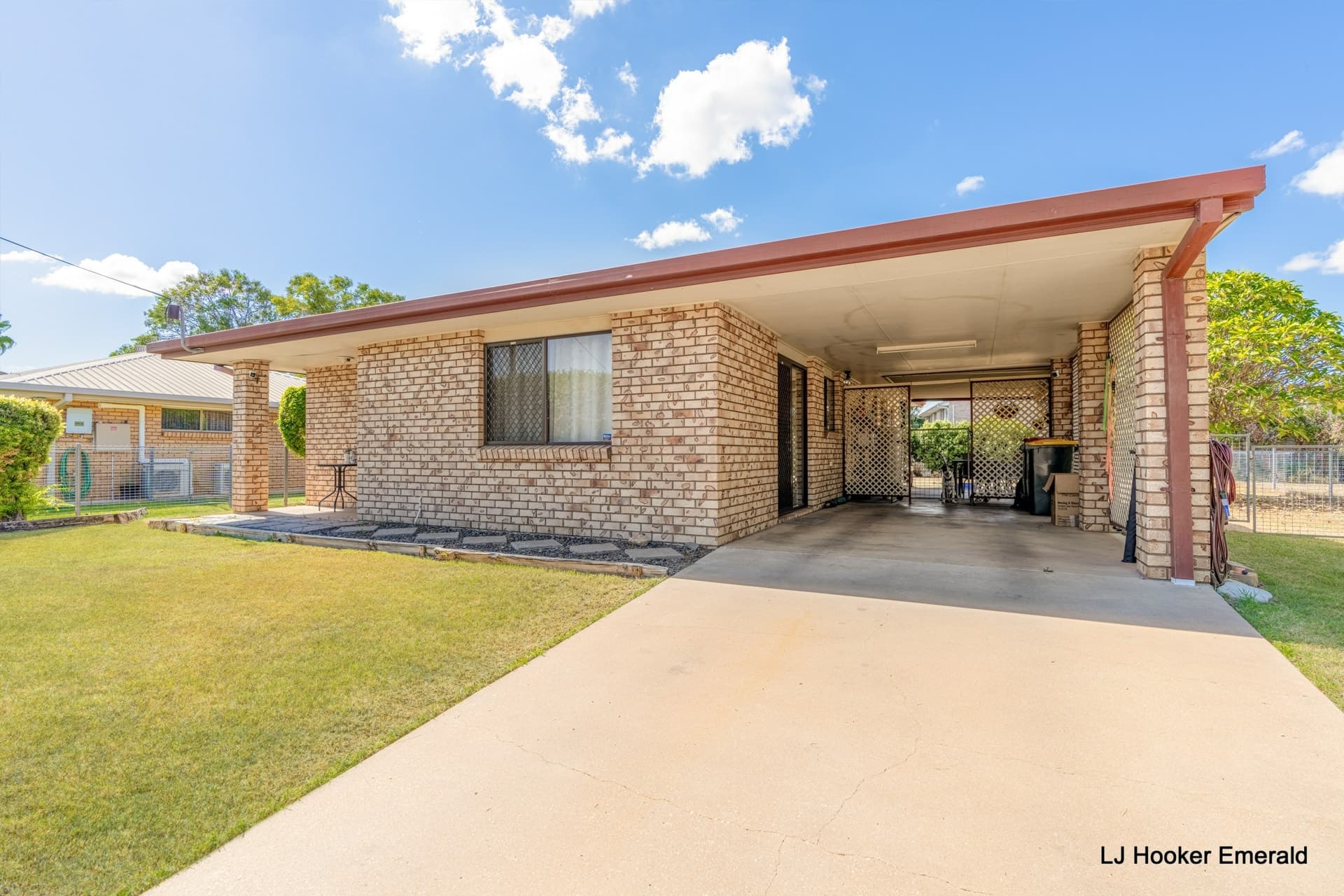 28 Barry Street Emerald QLD, Emerald - Image 1