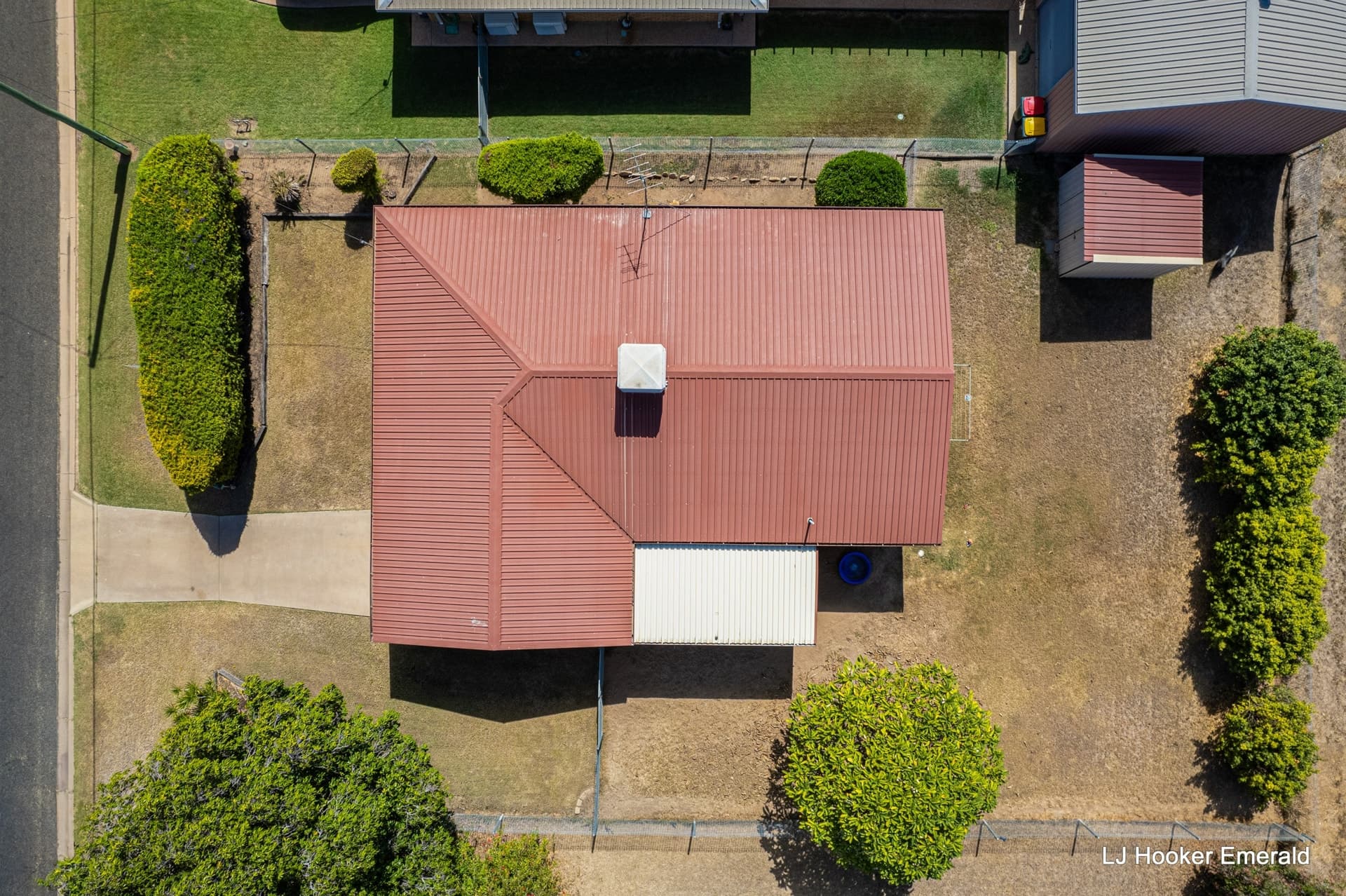 28 Barry Street Emerald QLD, Emerald - Thumbnail 2