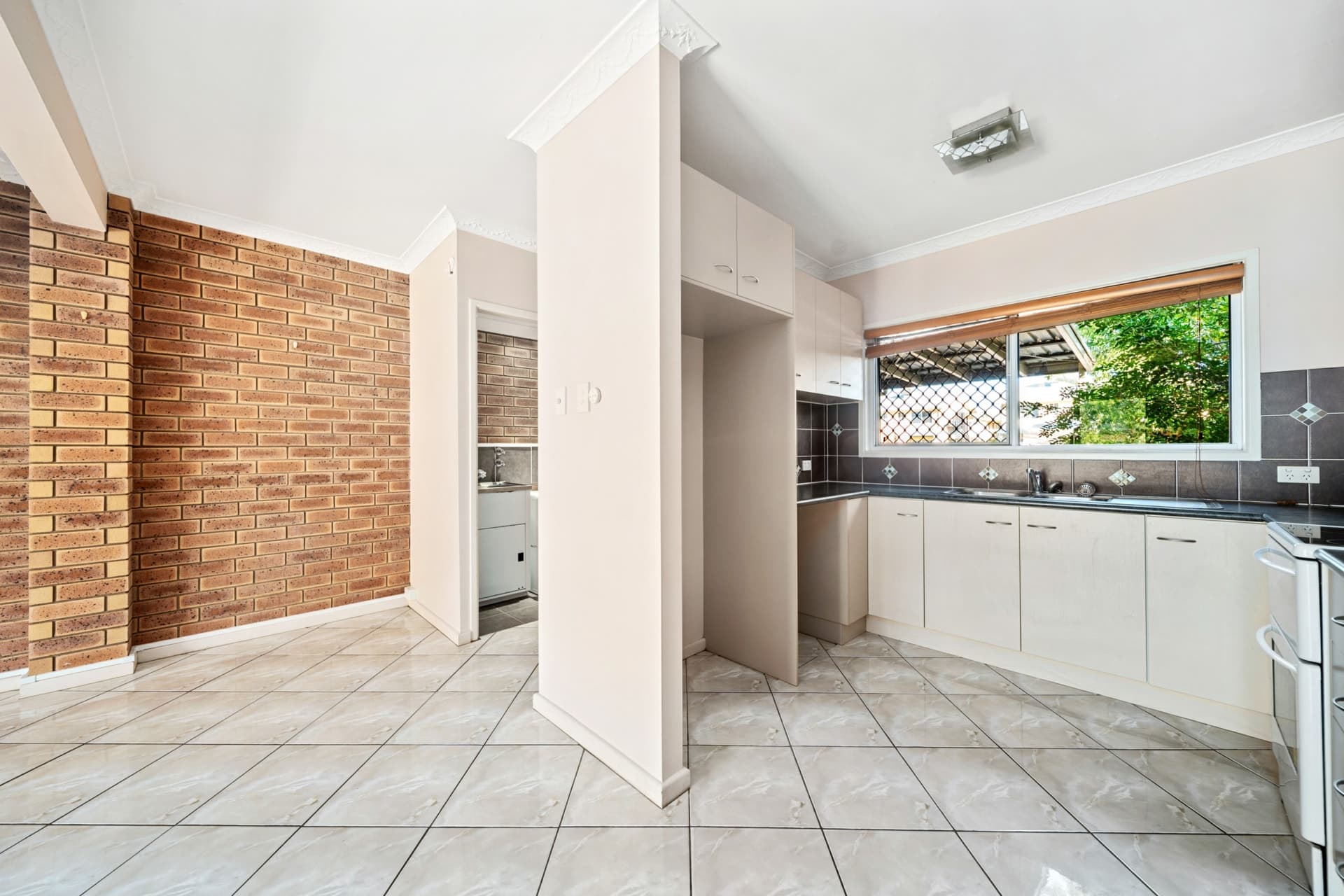 5/145 Egerton Street Emerald QLD, Emerald - Thumbnail 3