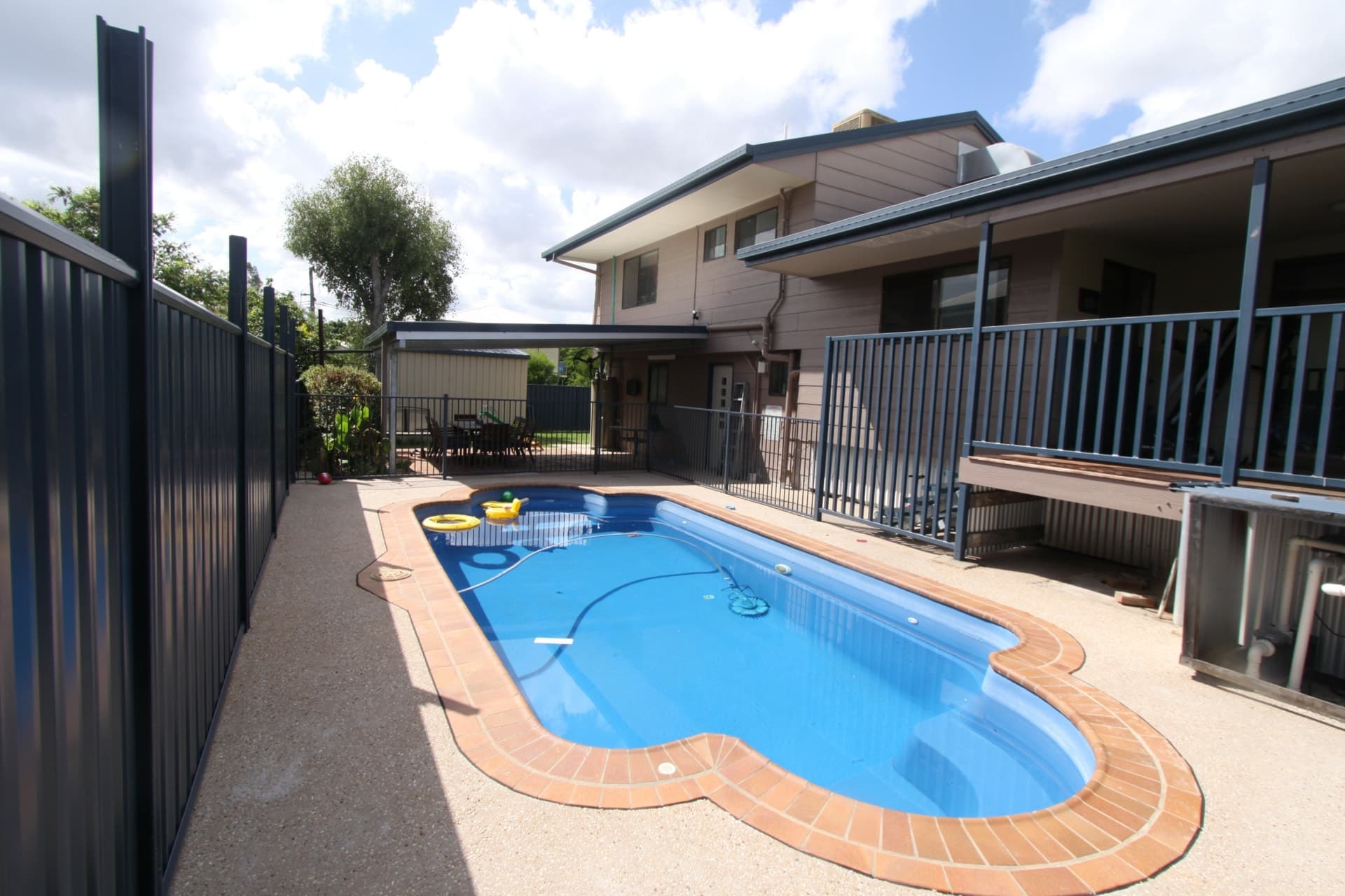 25 Bonython Drive Emerald QLD, Emerald - Image 1
