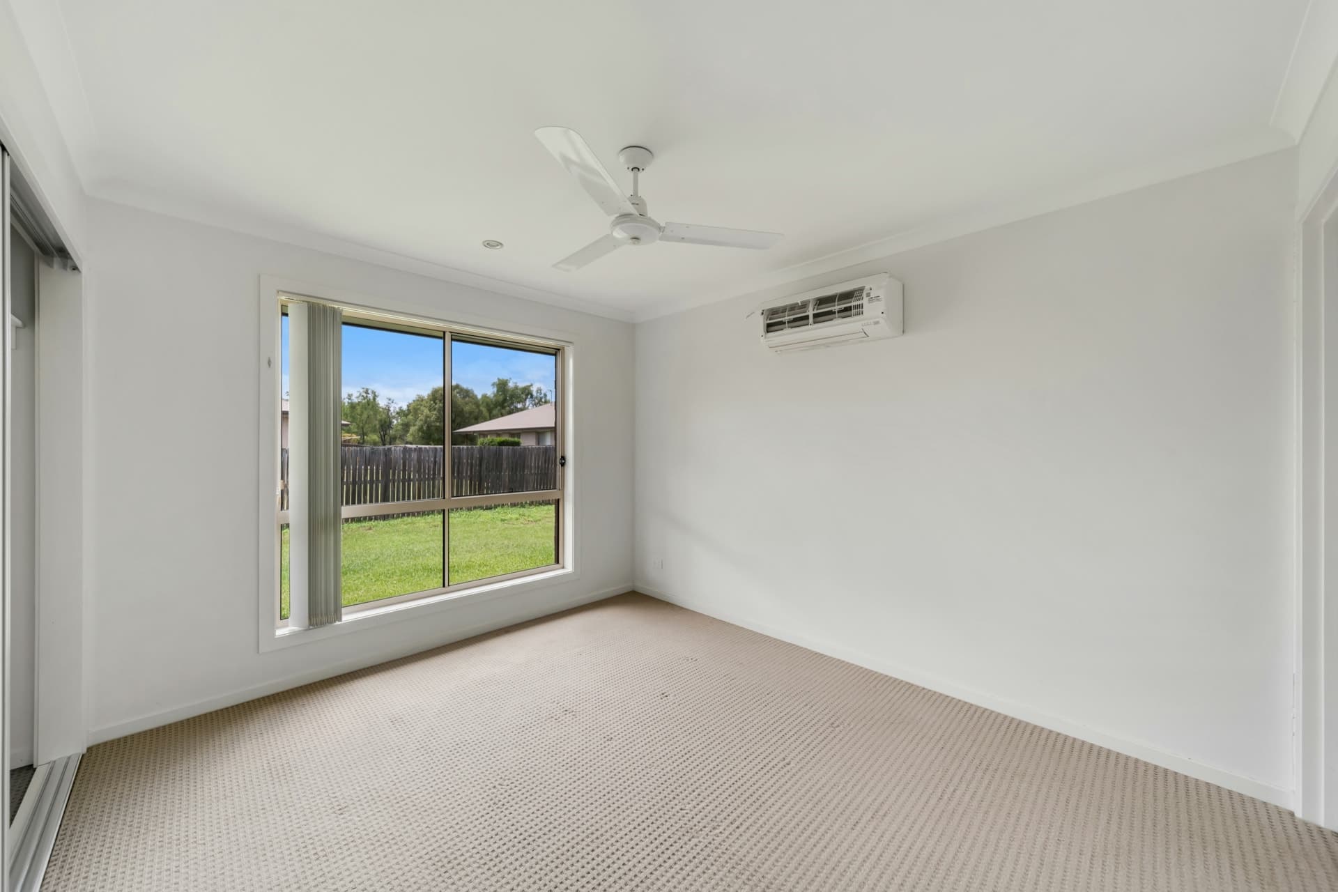 11 Onyx Street Emerald QLD, Emerald - Thumbnail 5