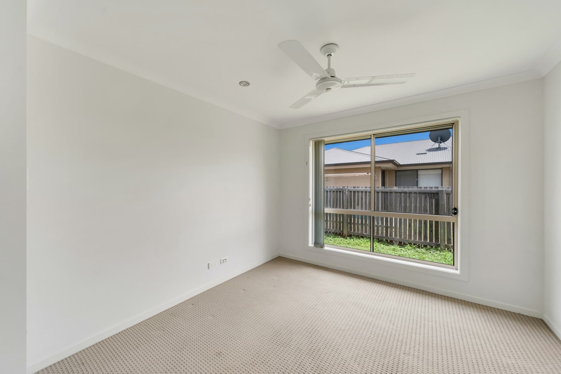 11 Onyx Street Emerald QLD, Emerald - Thumbnail 6