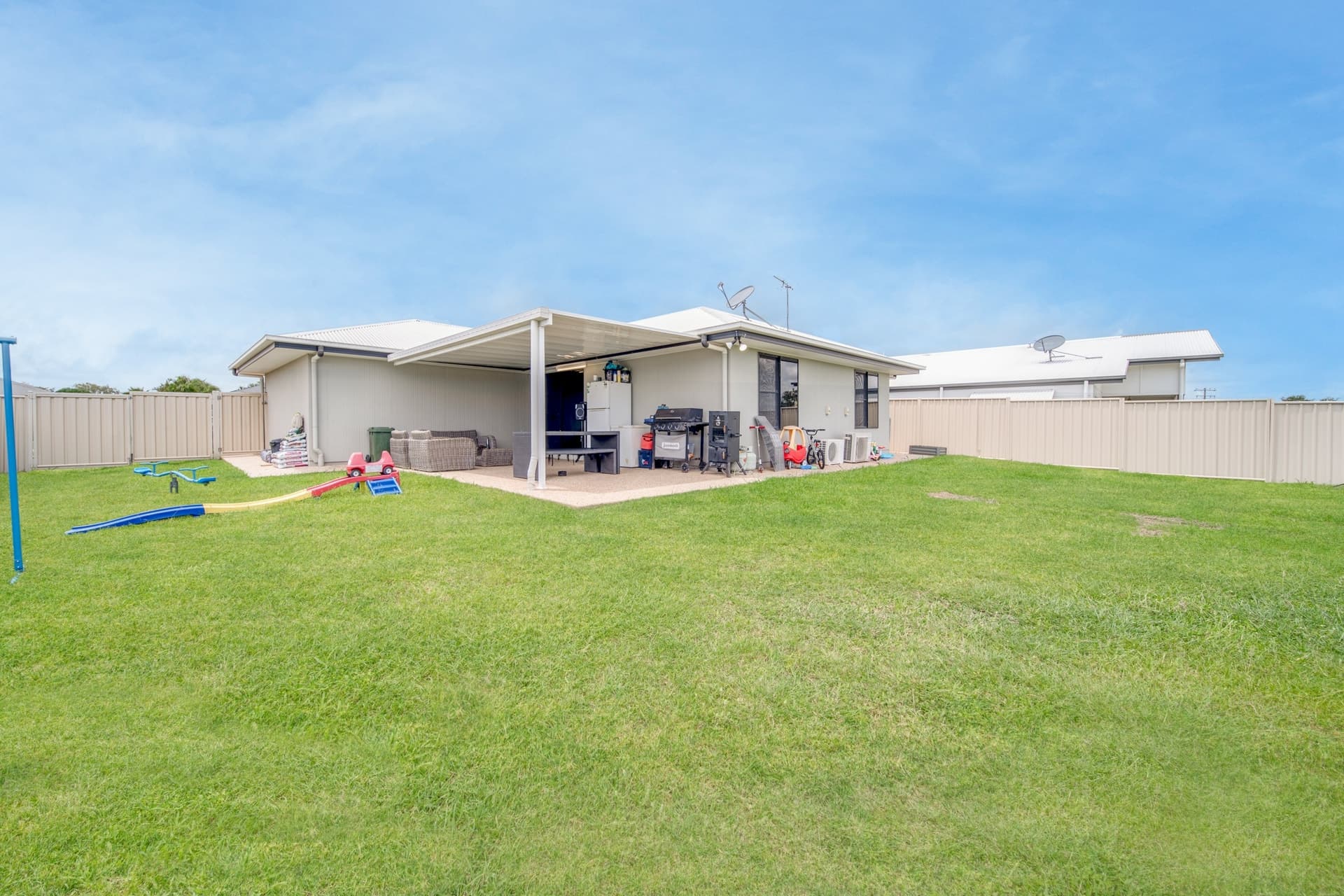 7 Newman Drive Emerald QLD, Emerald - Thumbnail 3