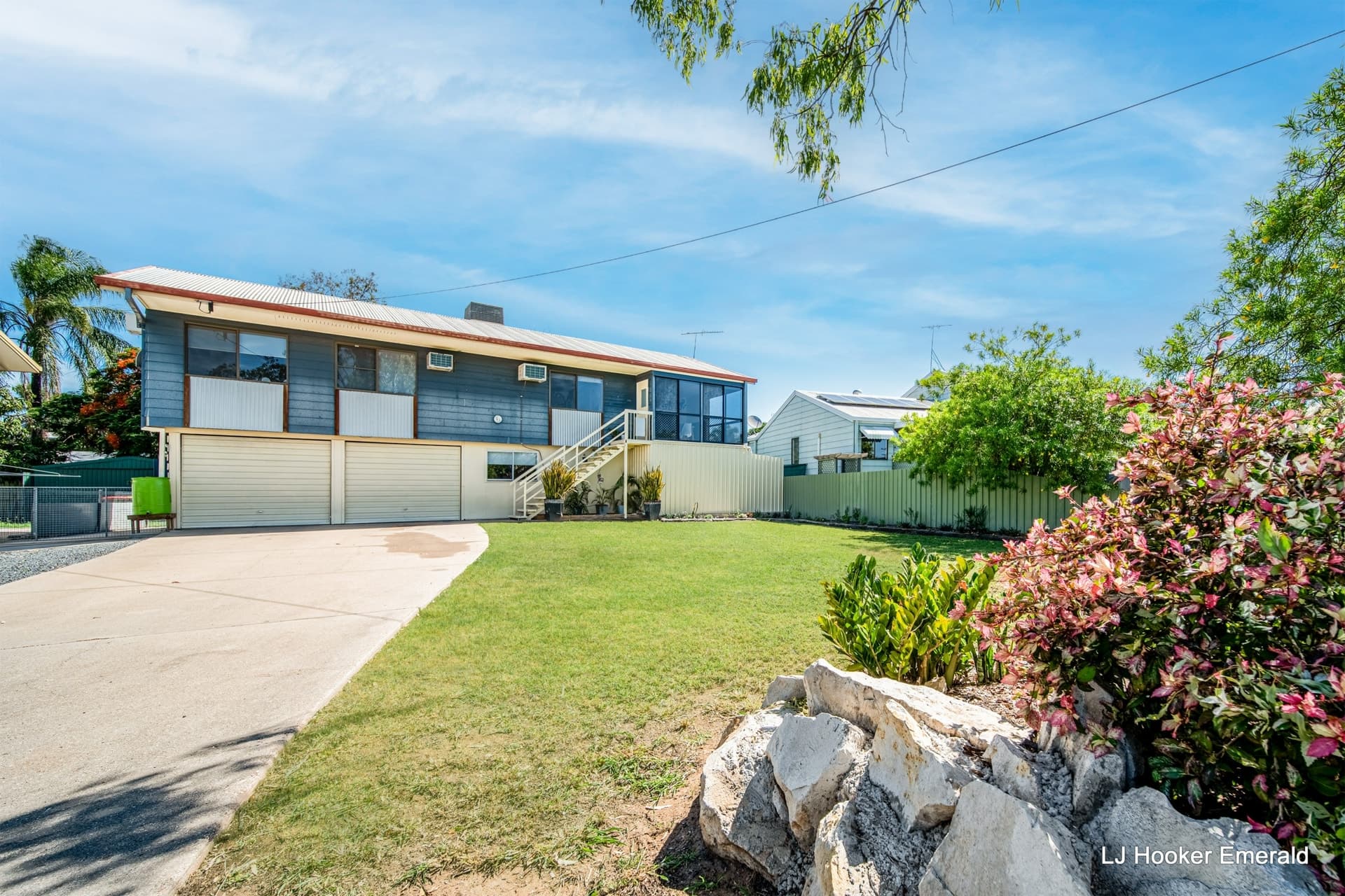 50 Loch Street Emerald QLD, Emerald - Thumbnail 2