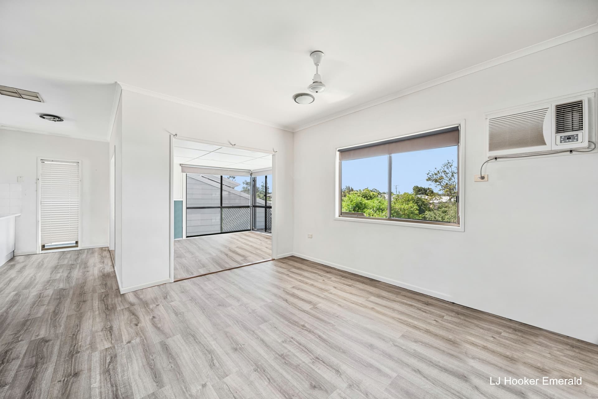 50 Loch Street Emerald QLD, Emerald - Thumbnail 7
