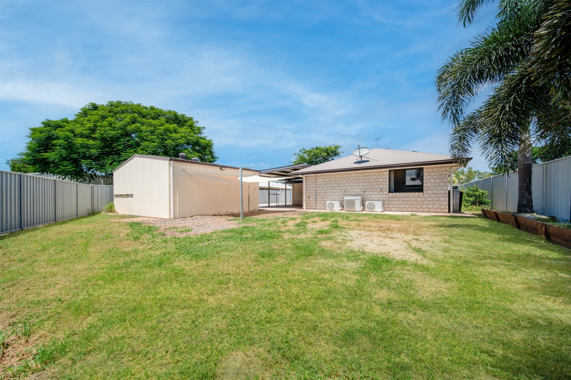 66 Long Street Emerald QLD, Emerald - Thumbnail 3