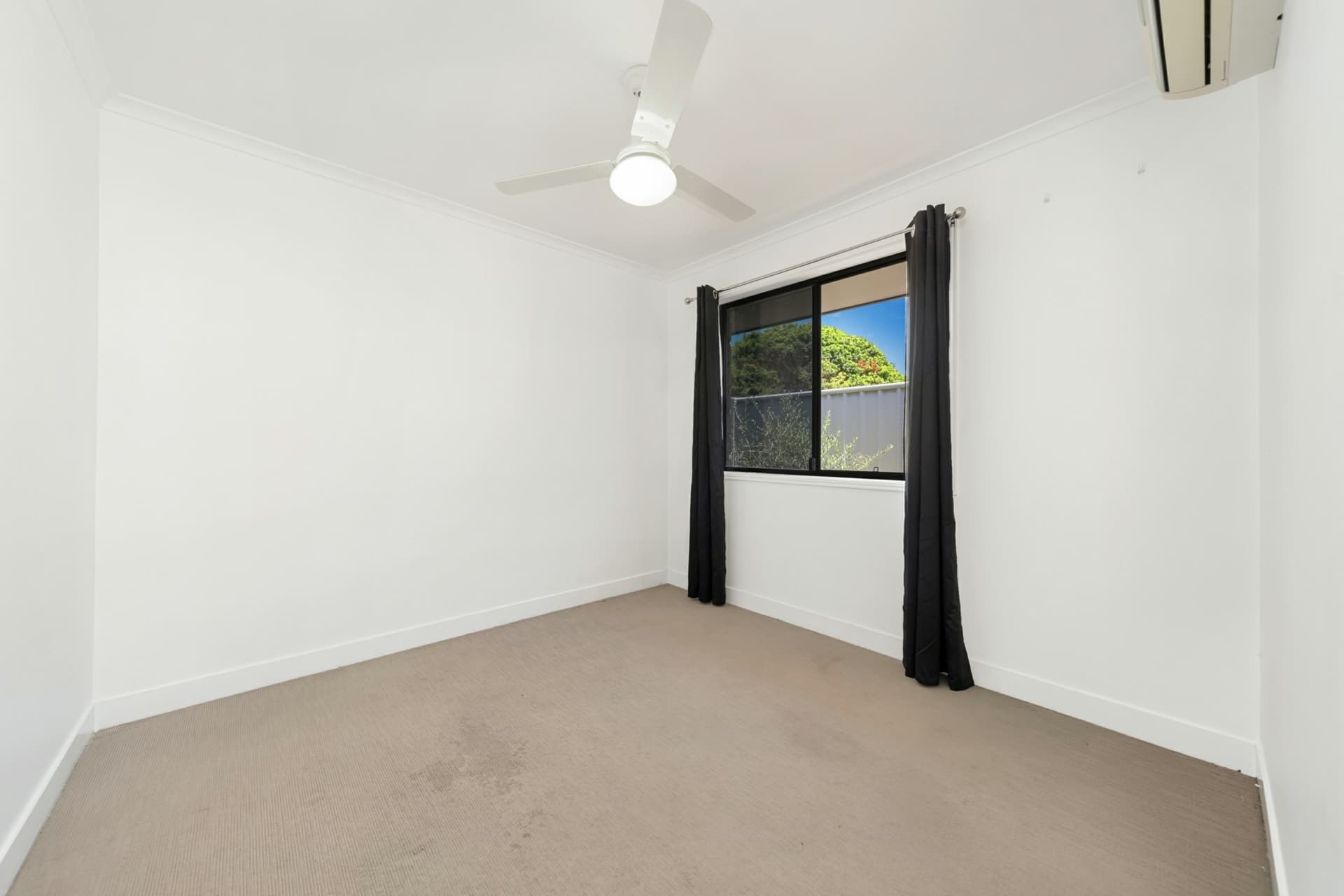 66 Long Street Emerald QLD, Emerald - Thumbnail 6