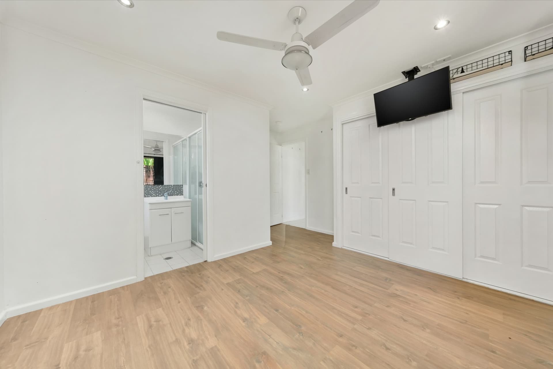 66 Long Street Emerald QLD, Emerald - Thumbnail 7