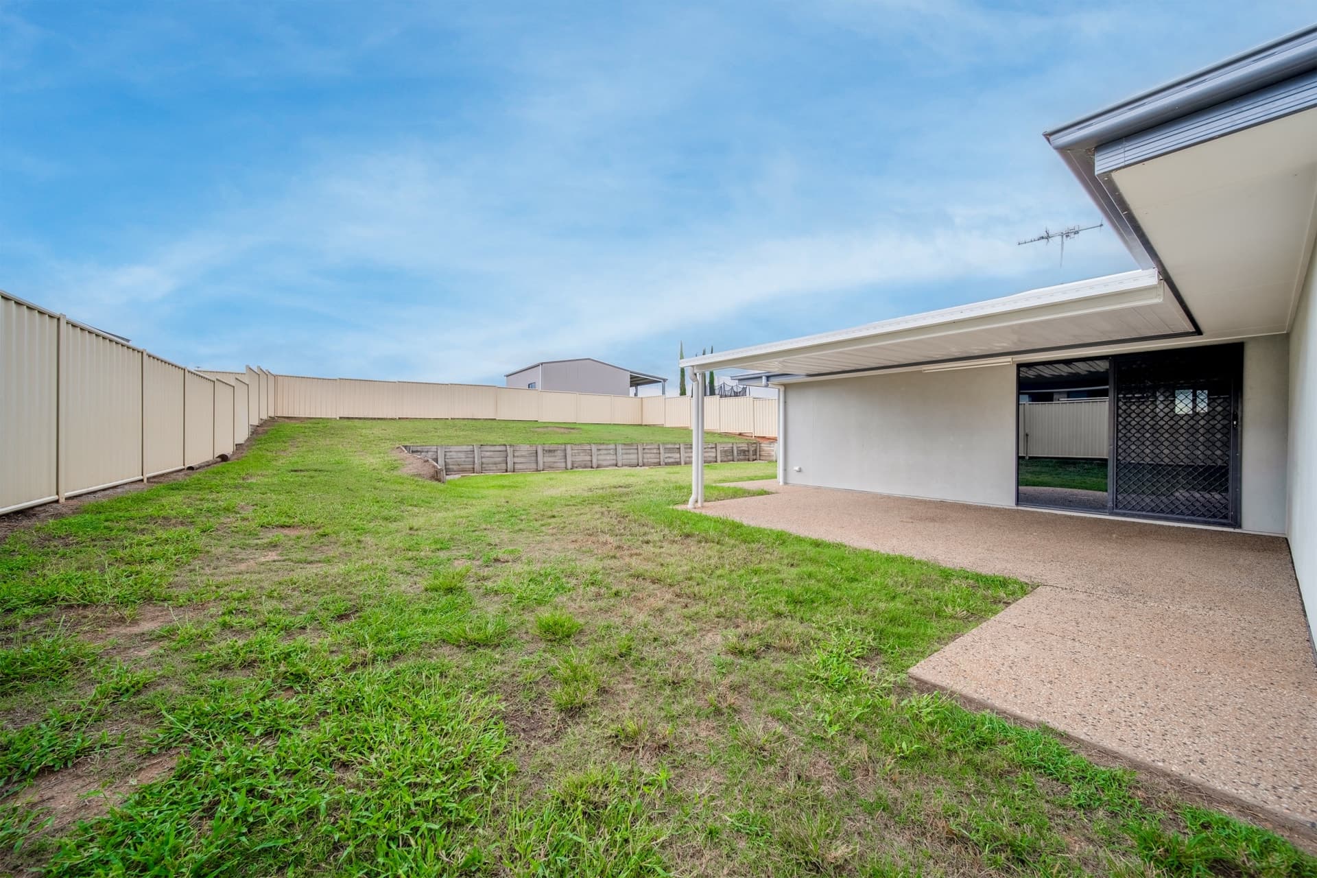 24 Scenic Drive Emerald QLD, Emerald - Thumbnail 4