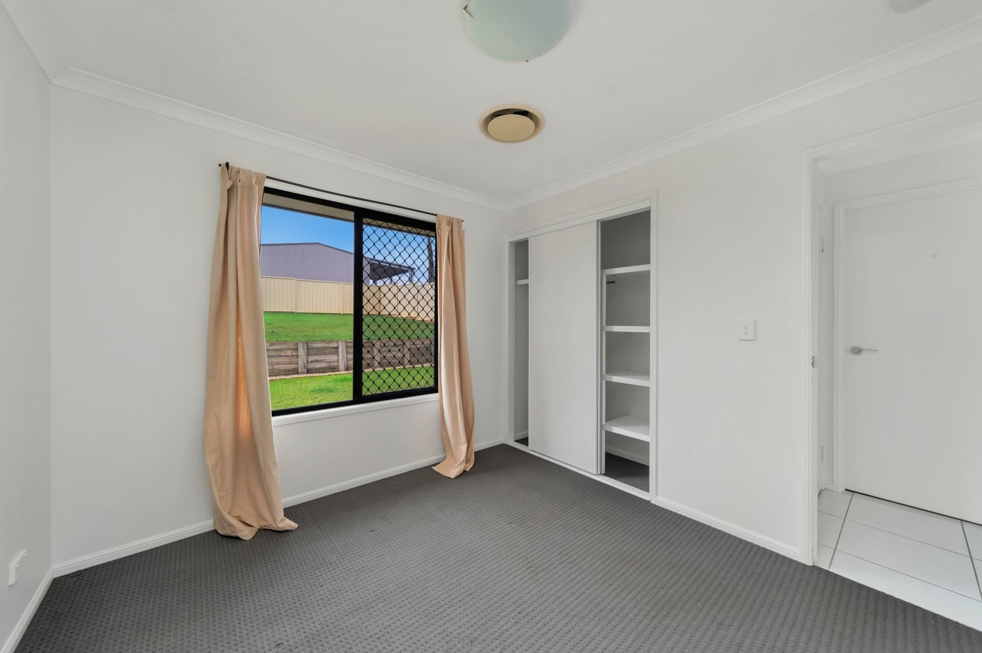 24 Scenic Drive Emerald QLD, Emerald - Thumbnail 6