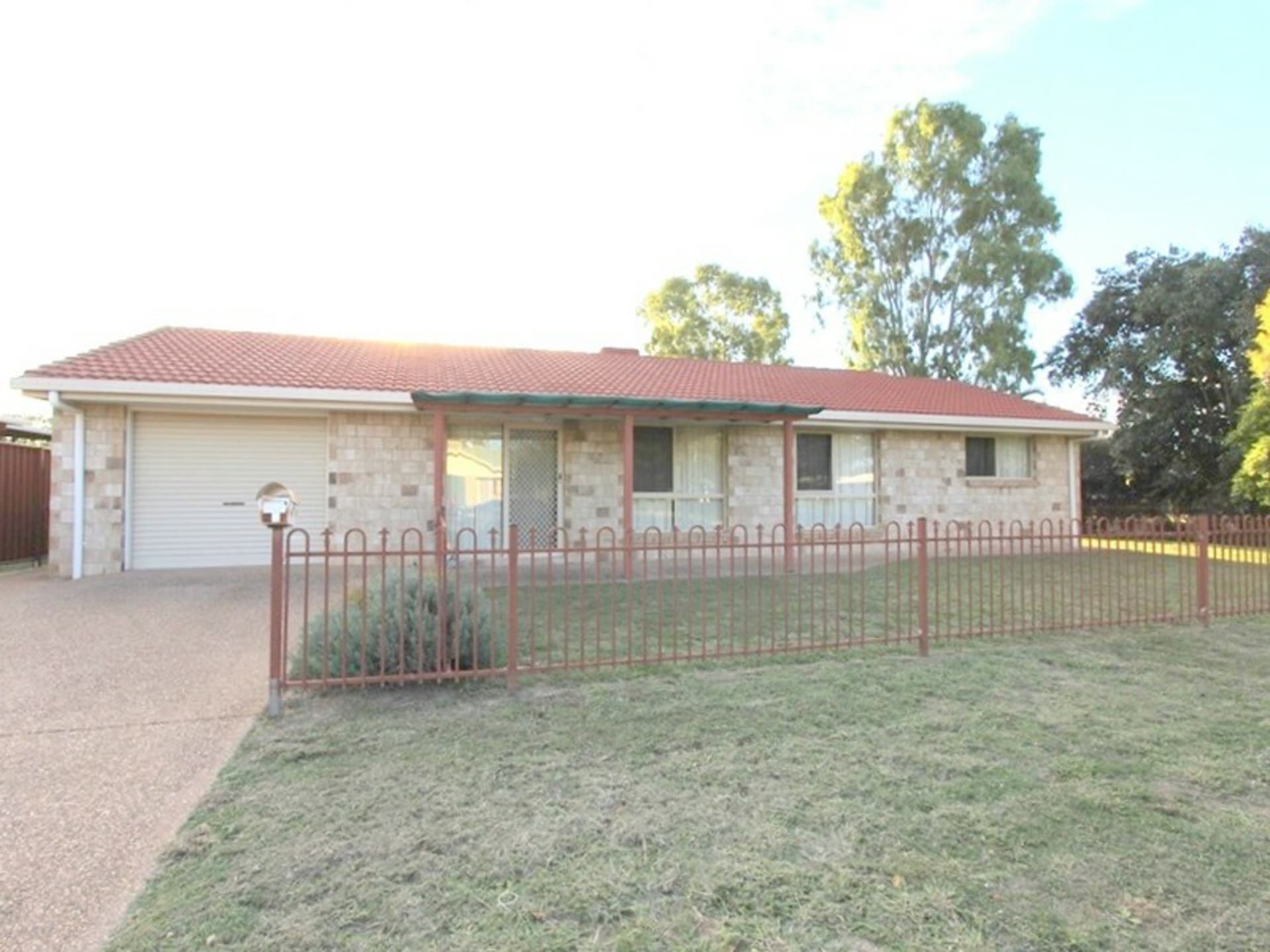 2A Statesman Drive Emerald QLD, Emerald - Thumbnail 2