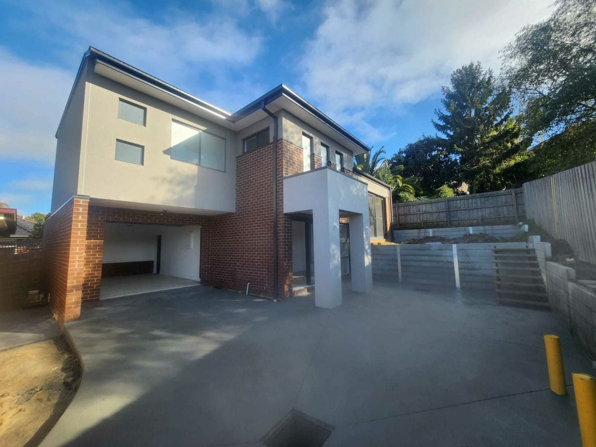 2/28 John Hunter Drive Endeavour Hills VIC, Endeavour Hills - Image 1