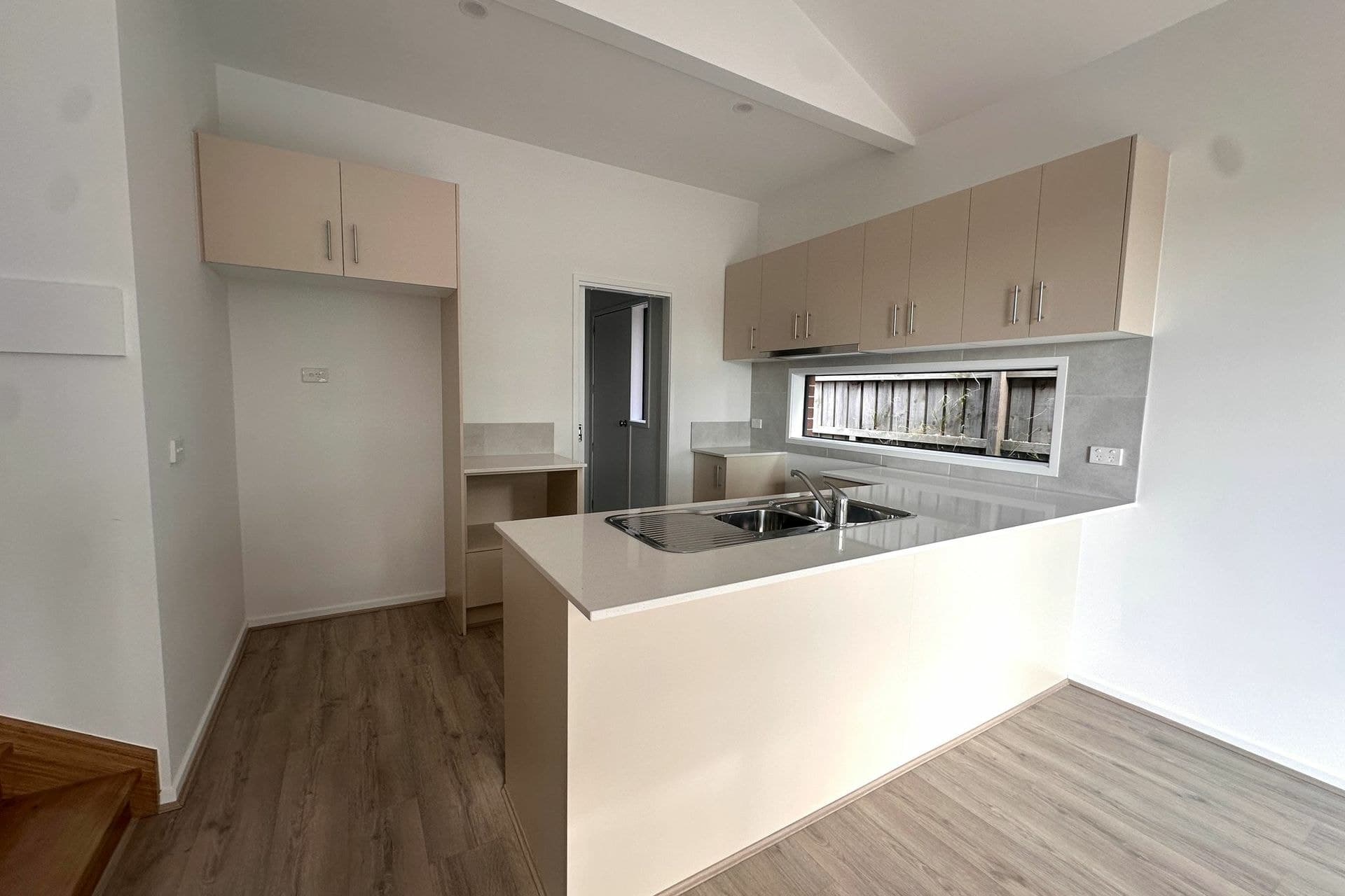 2/28 John Hunter Drive Endeavour Hills VIC, Endeavour Hills - Thumbnail 8