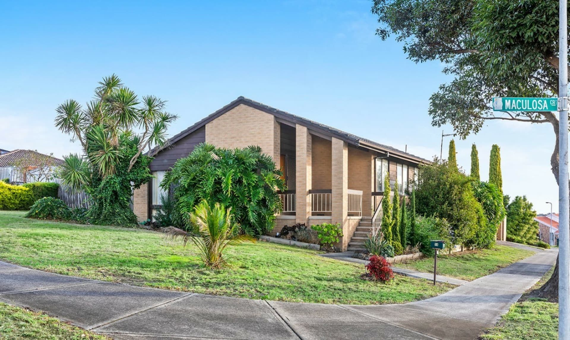 18 Regnans Avenue Endeavour Hills VIC, Endeavour Hills - Thumbnail 3