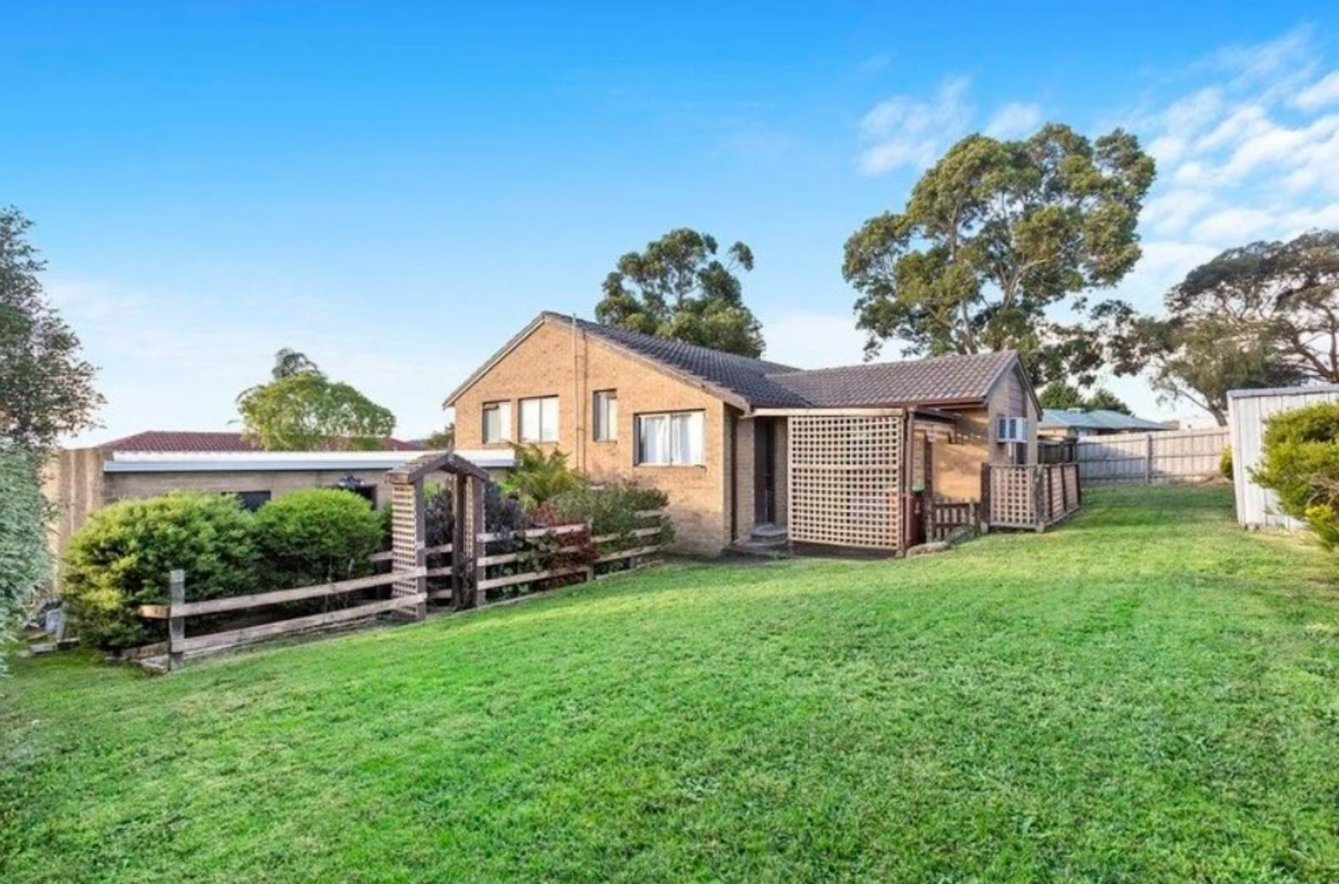 18 Regnans Avenue Endeavour Hills VIC, Endeavour Hills - Thumbnail 5