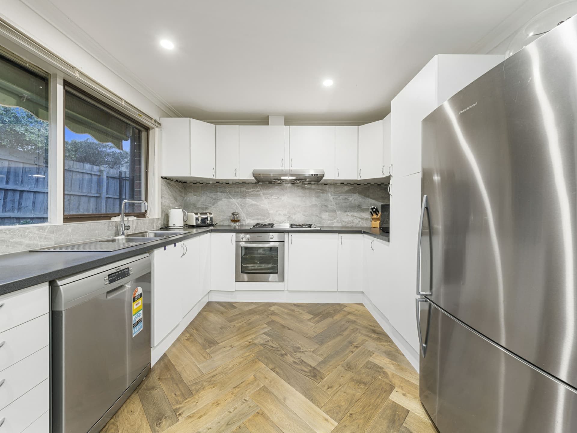 5 Lindsay Close Endeavour Hills VIC, Endeavour Hills - Thumbnail 8