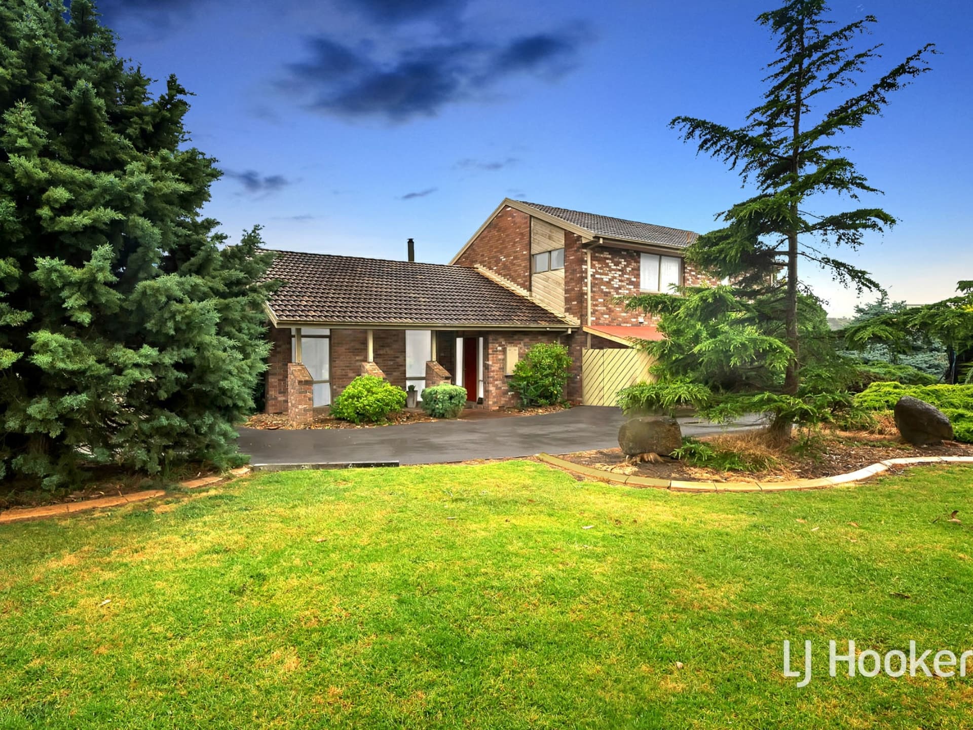64, Endeavour Hills - Thumbnail 2