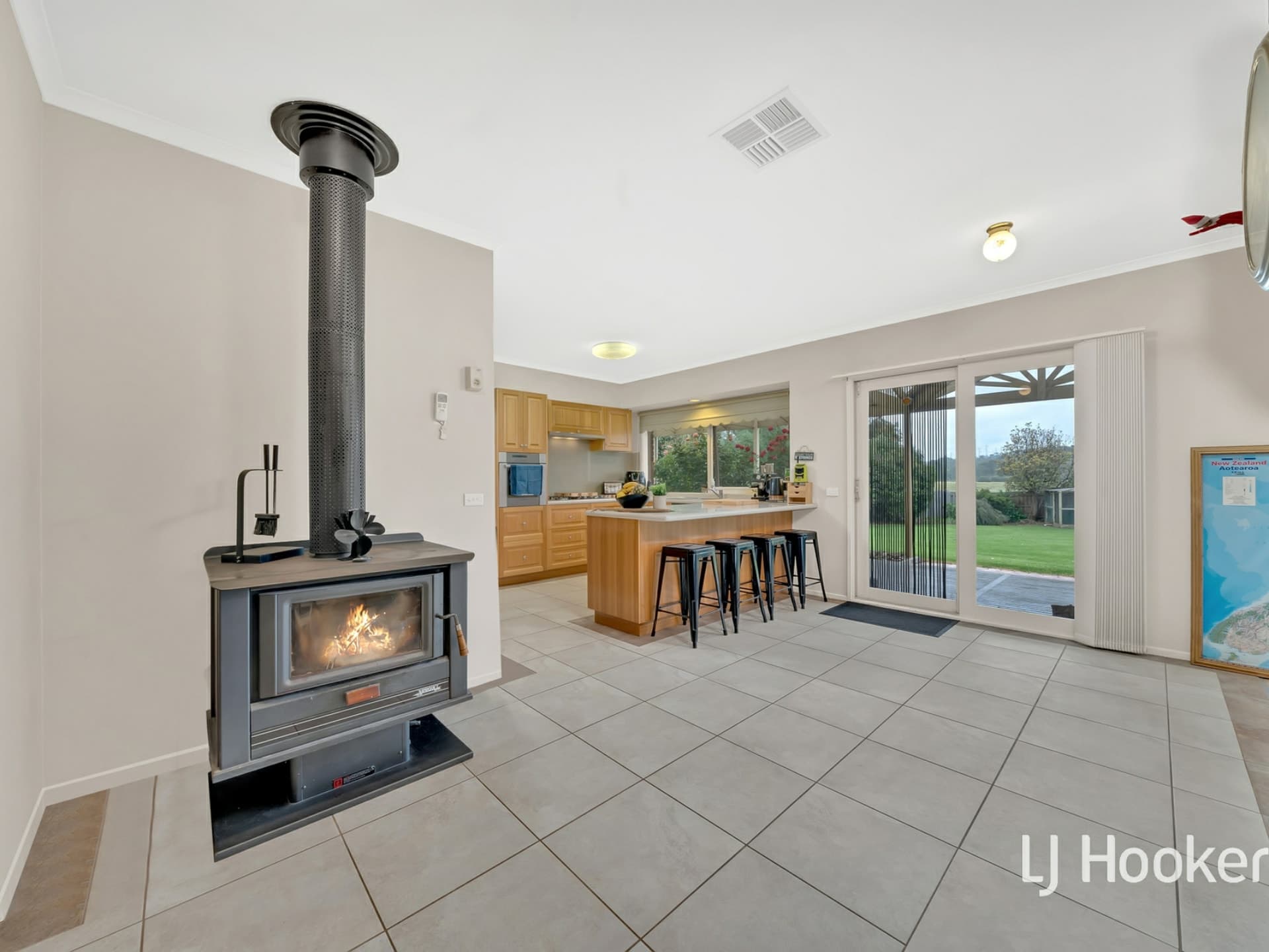 64, Endeavour Hills - Thumbnail 6