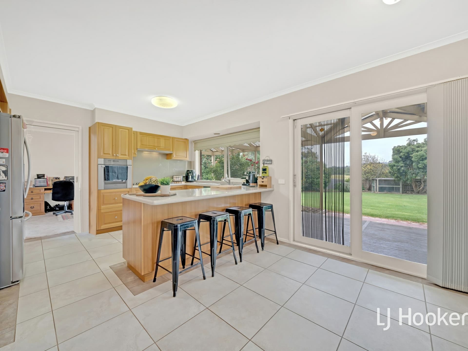 64, Endeavour Hills - Thumbnail 7
