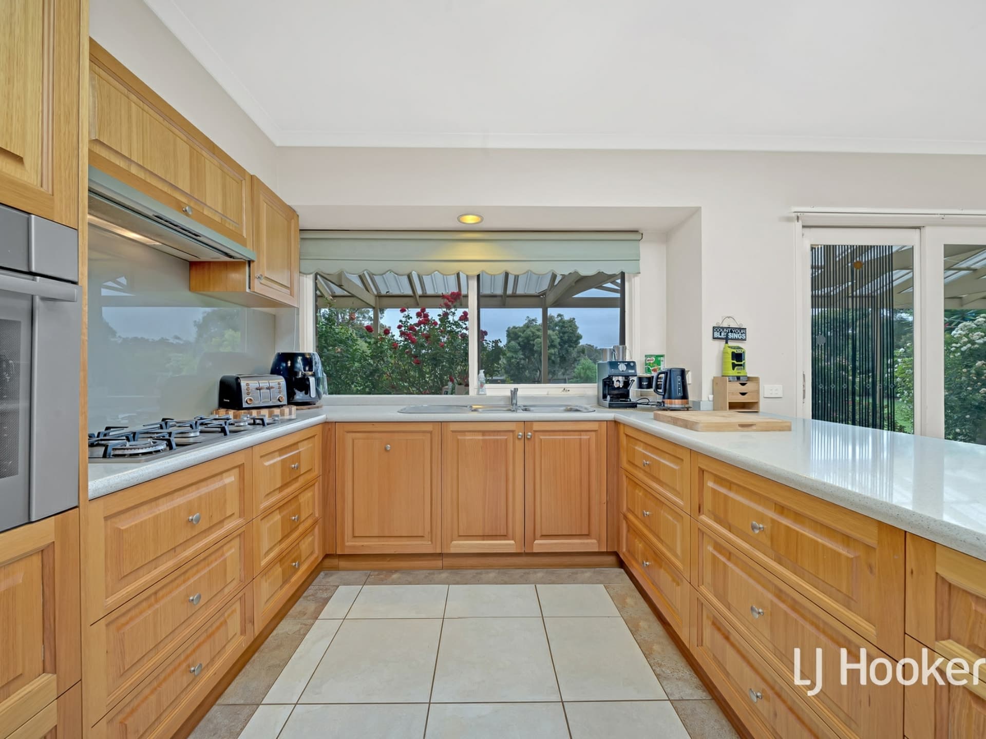 64, Endeavour Hills - Thumbnail 8