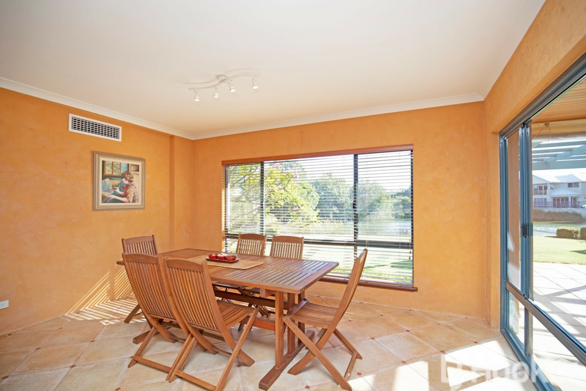 8 Carnarvon Way Erskine WA, Erskine - Thumbnail 4