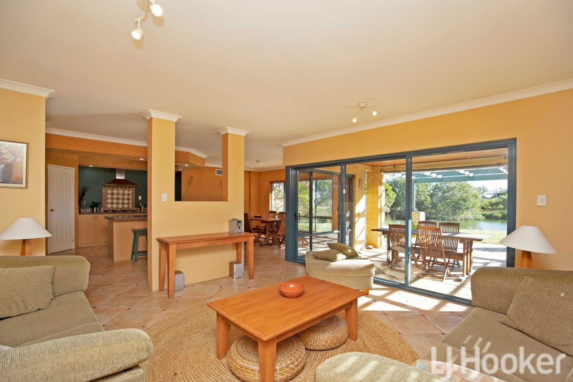 8 Carnarvon Way Erskine WA, Erskine - Thumbnail 7