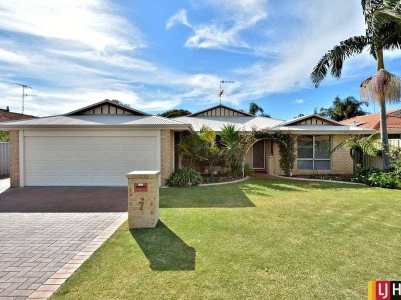 7 Birtles Grove Erskine WA, Erskine - Thumbnail 3