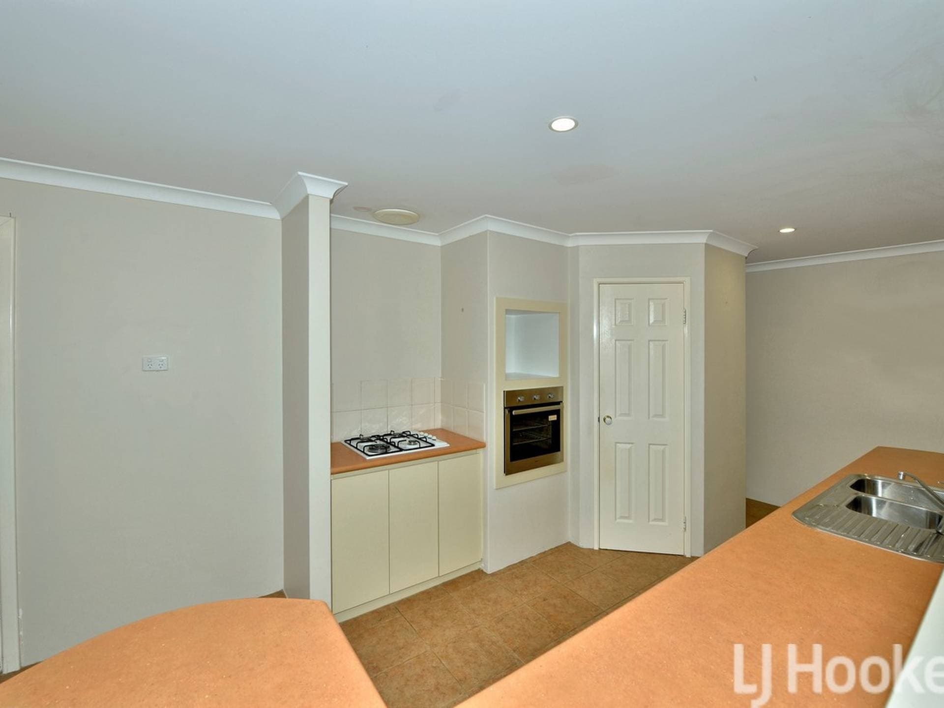 78 Chatsworth Drive Erskine WA, Erskine - Thumbnail 6