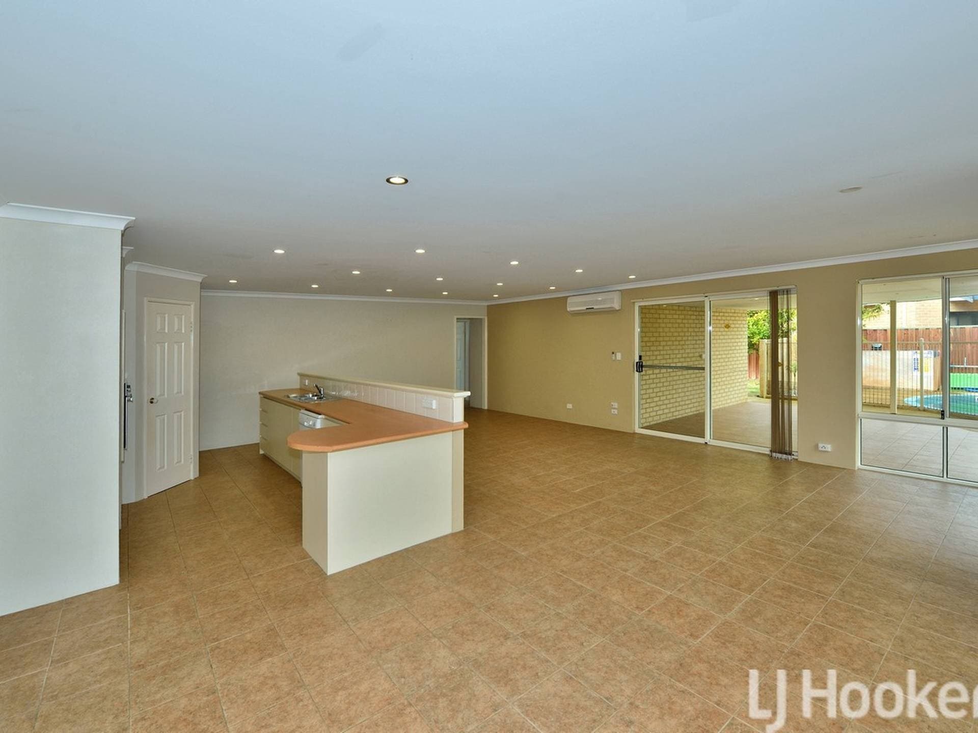 78 Chatsworth Drive Erskine WA, Erskine - Thumbnail 7