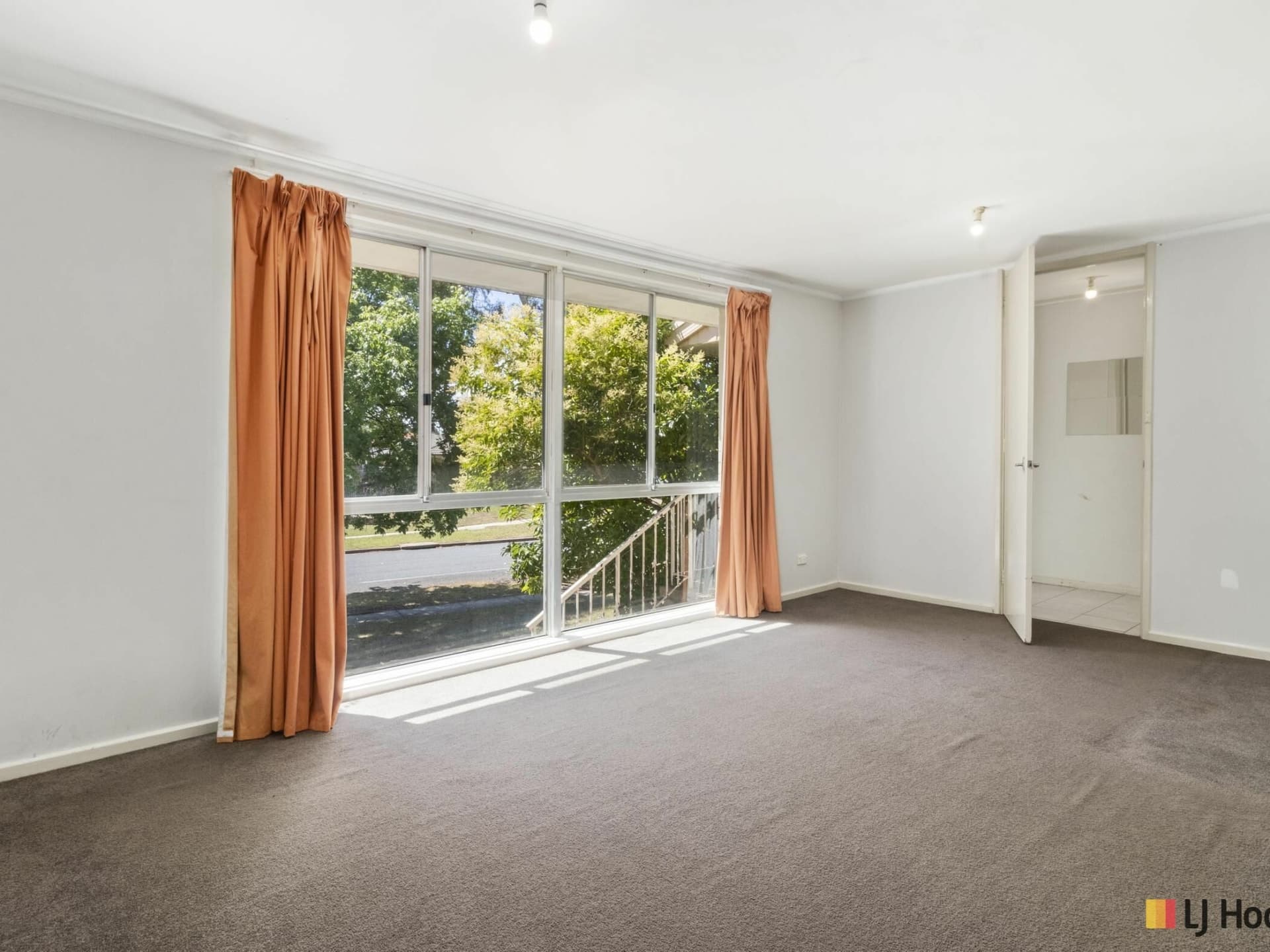 16 William Webb Drive Evatt ACT, Evatt - Thumbnail 2