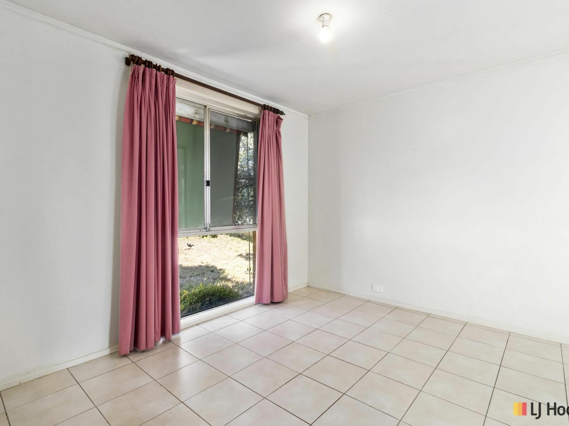 16 William Webb Drive Evatt ACT, Evatt - Thumbnail 4