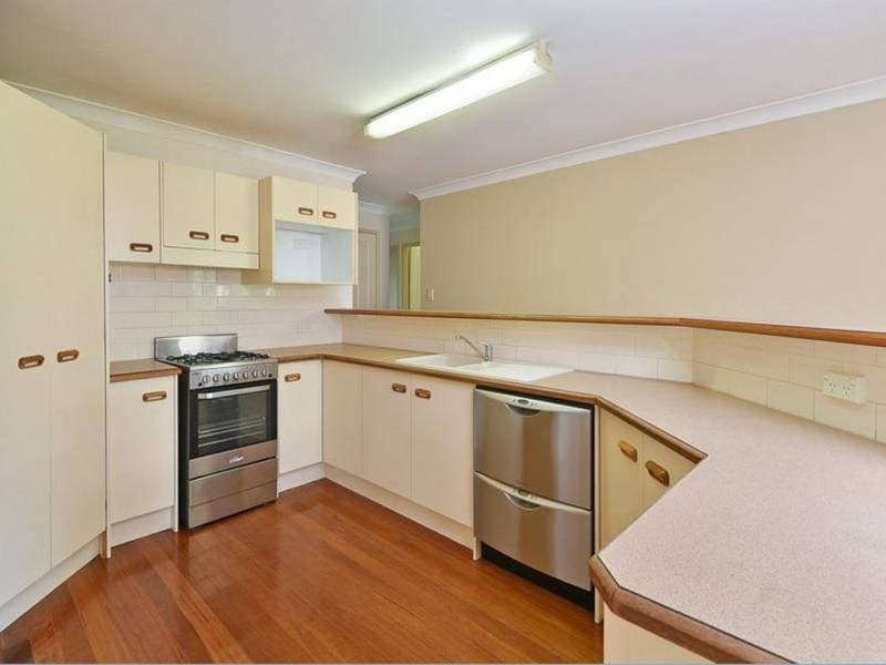 8 Woodvale Court Everton Hills QLD, Everton Hills - Thumbnail 3