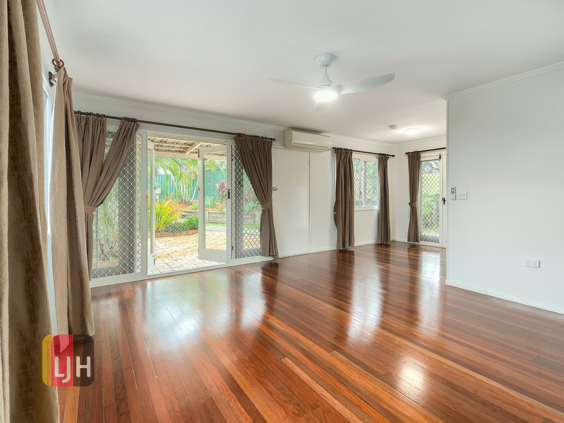 42 Hibiscus Street Everton Hills QLD, Everton Hills - Thumbnail 2