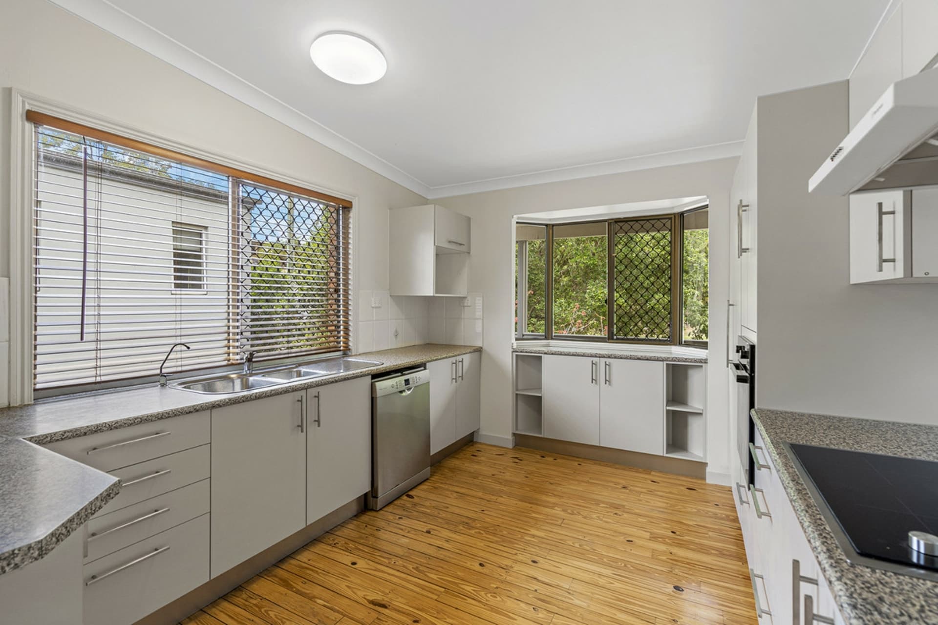 6 Garfield Terrace Everton Hills QLD, Everton Hills - Thumbnail 3