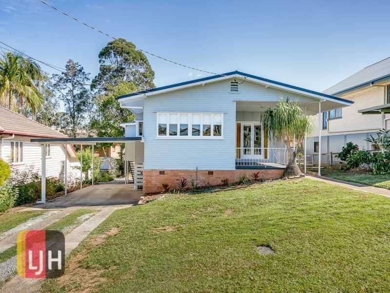 18 Gearside Street Everton Park QLD, Everton Park - Image 1