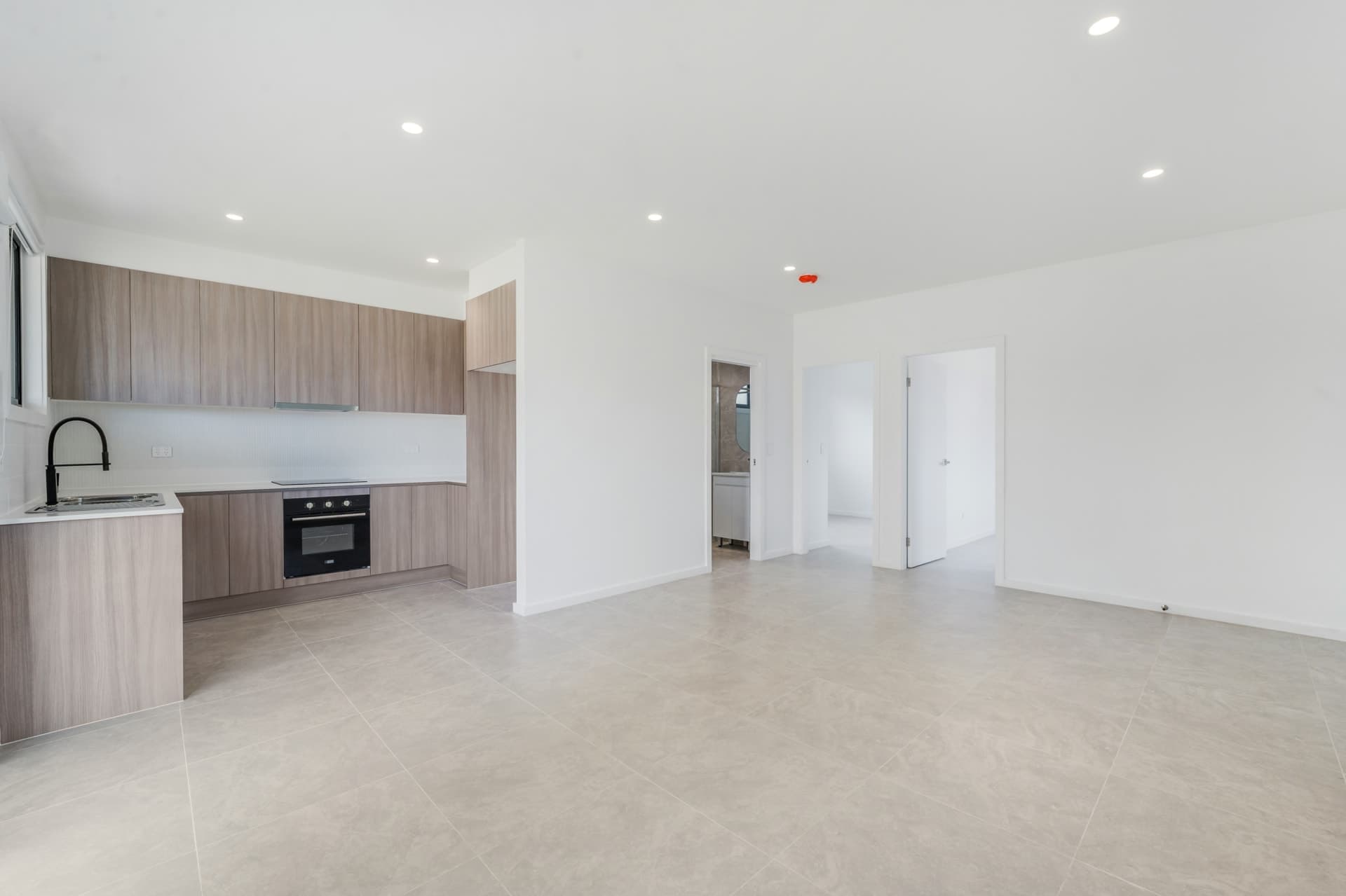 3A Brenan St, Fairfield, Fairfield - Thumbnail 2