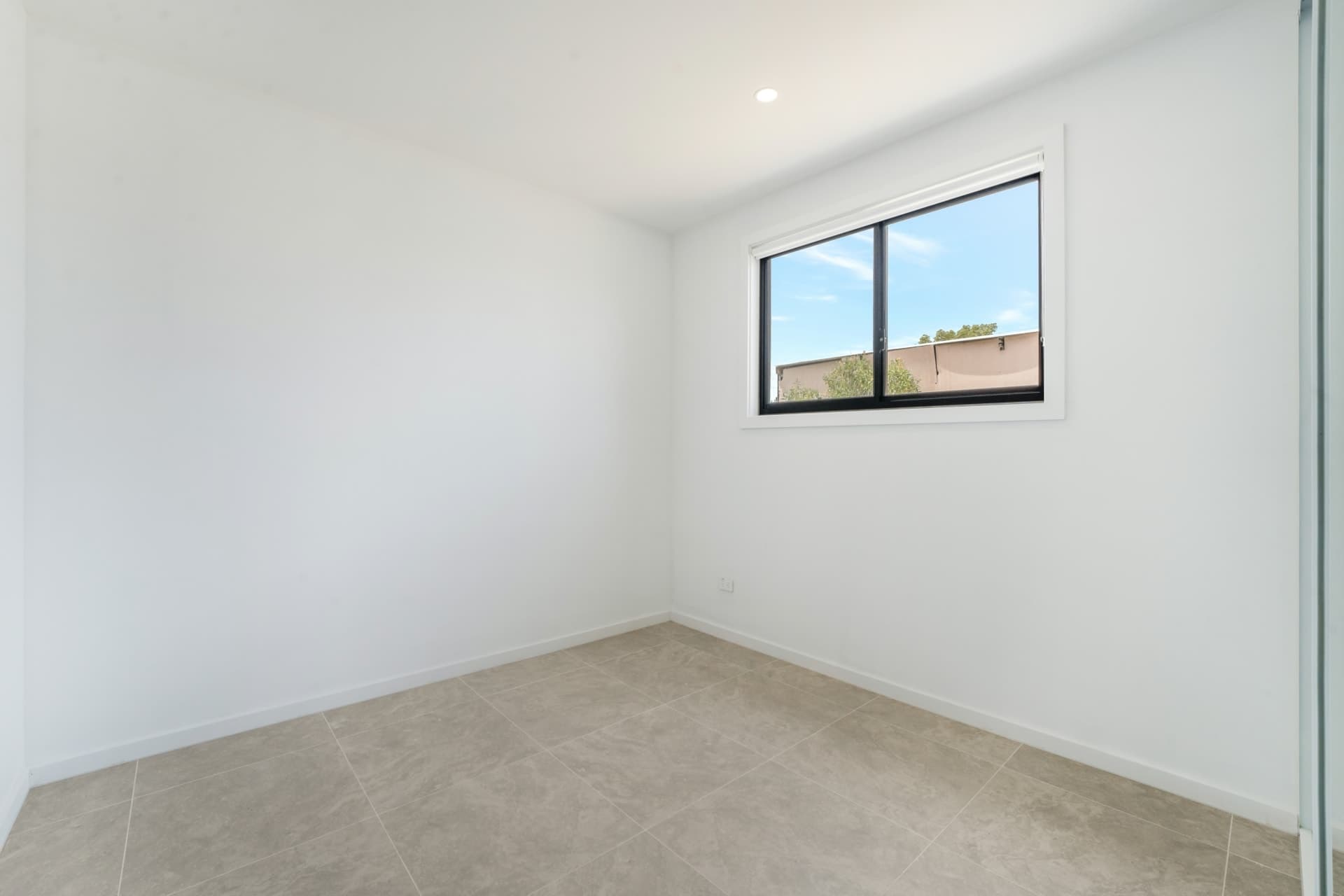 3A Brenan St, Fairfield, Fairfield - Thumbnail 5