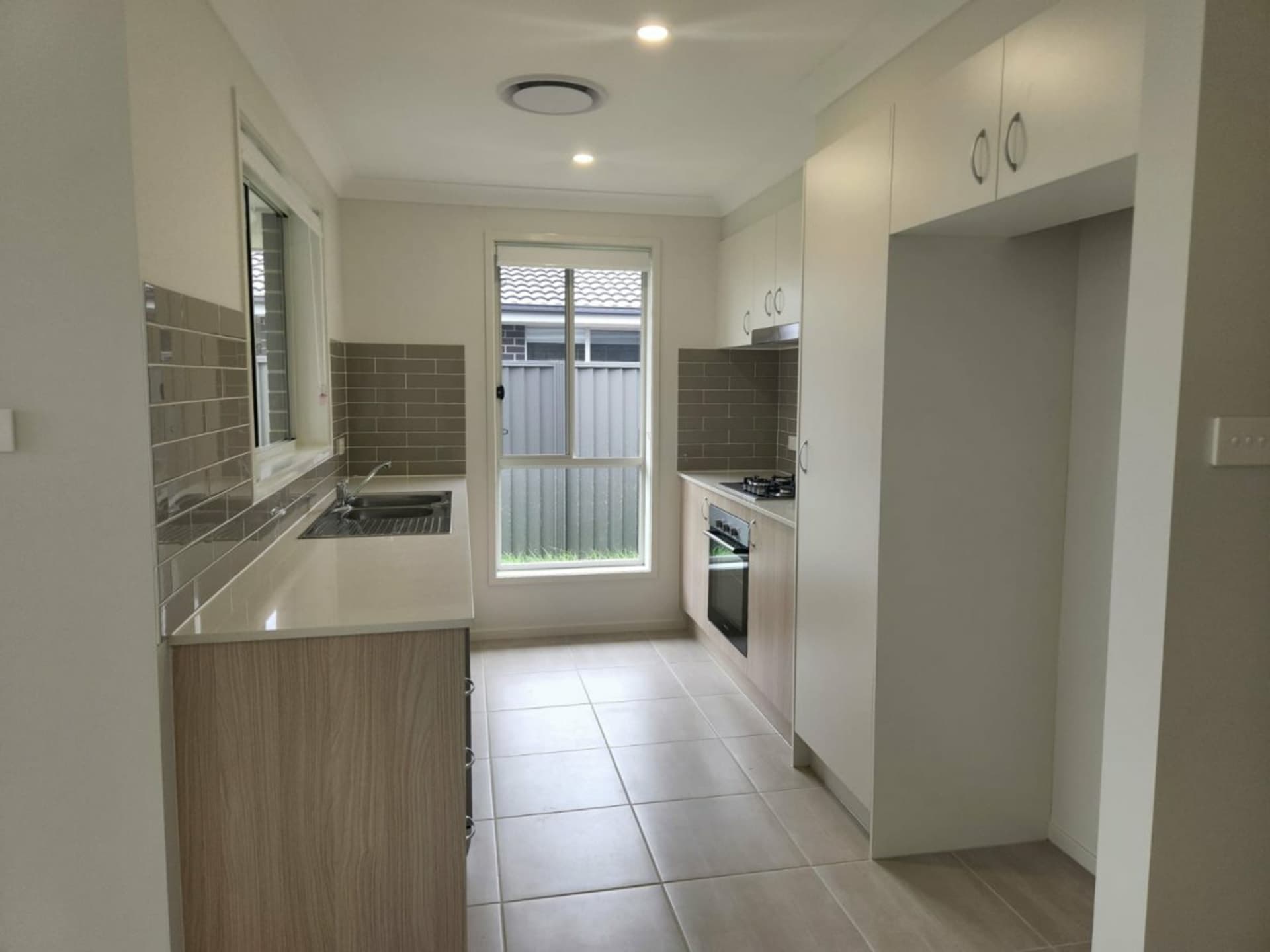 21 Font Hill Drive Farley NSW, Farley - Thumbnail 3