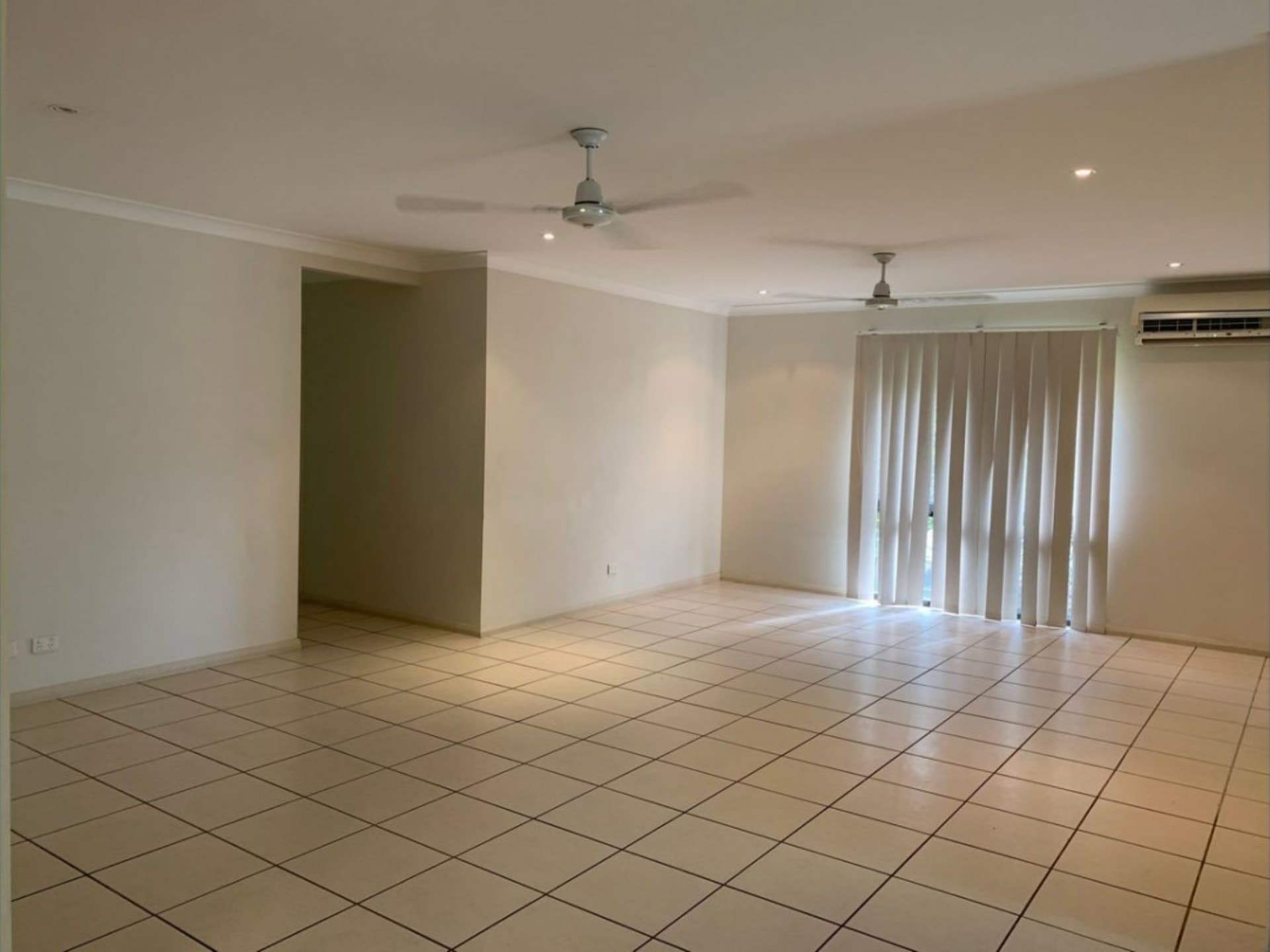 11 Allcorn Street Farrar NT, Farrar - Thumbnail 4