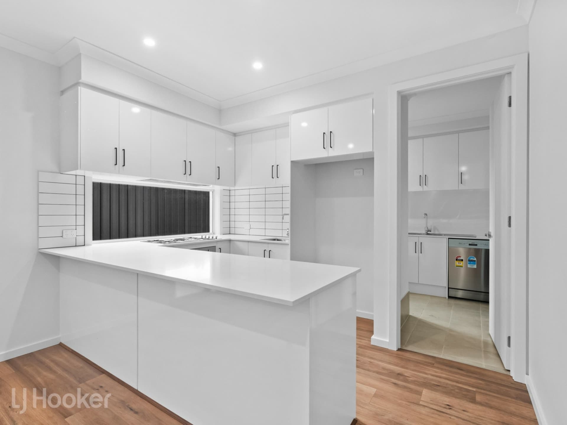 11b Shirley Avenue Felixstow SA, Felixstow - Thumbnail 5