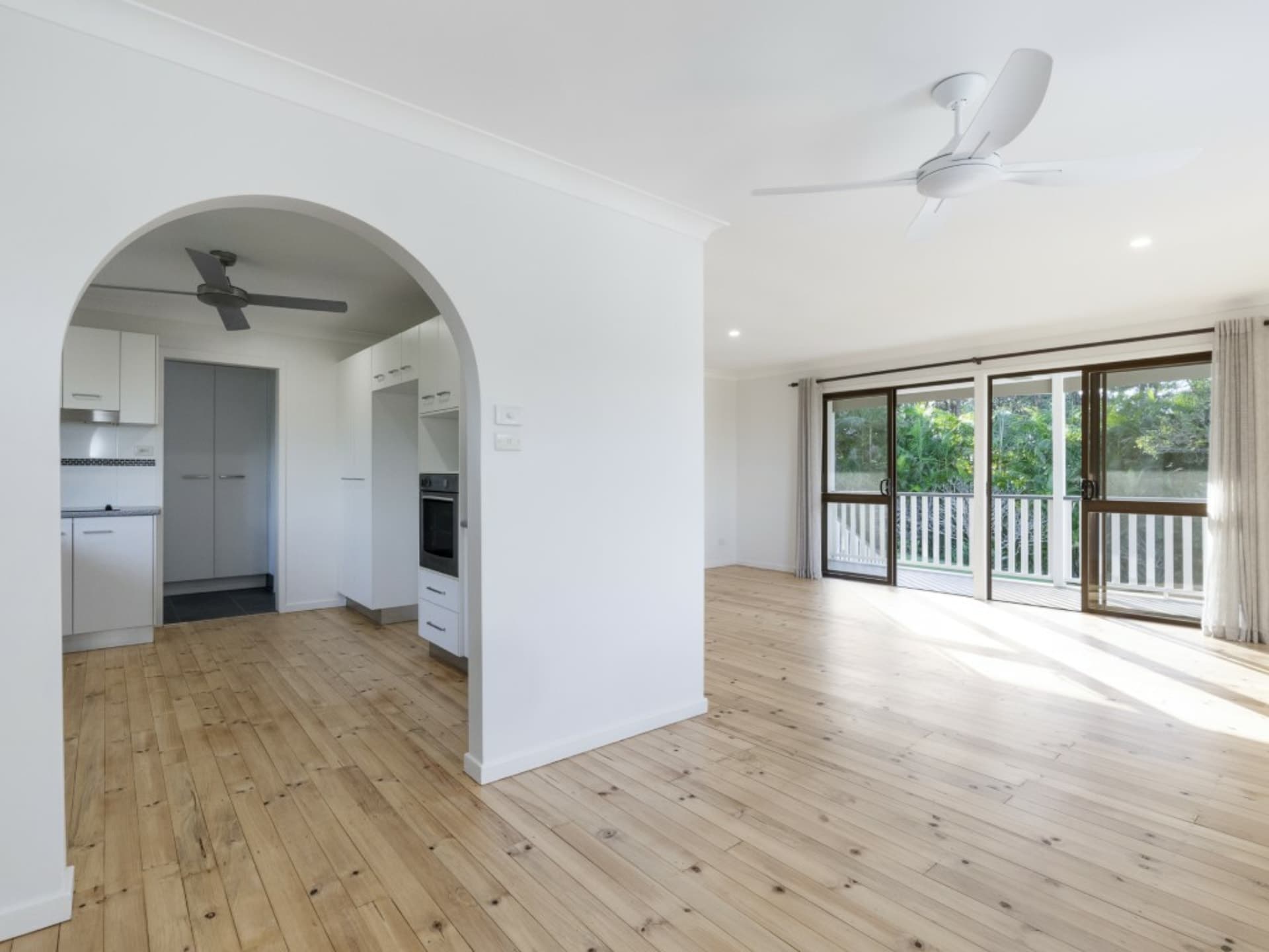 2/417 Fernleigh Road Fernleigh NSW, Fernleigh - Thumbnail 4