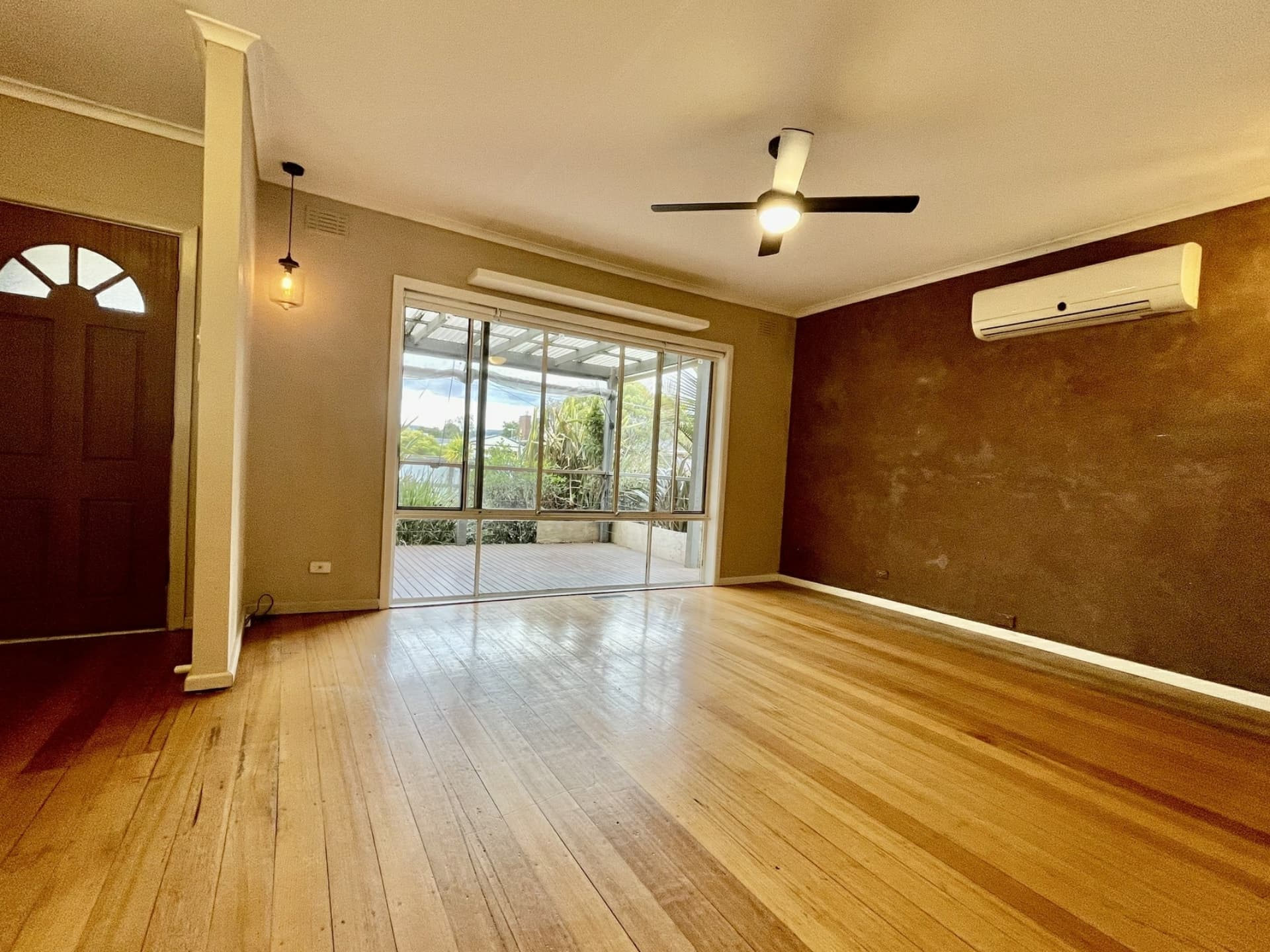 14 Piperita Road Ferntree Gully VIC, Ferntree Gully - Thumbnail 2